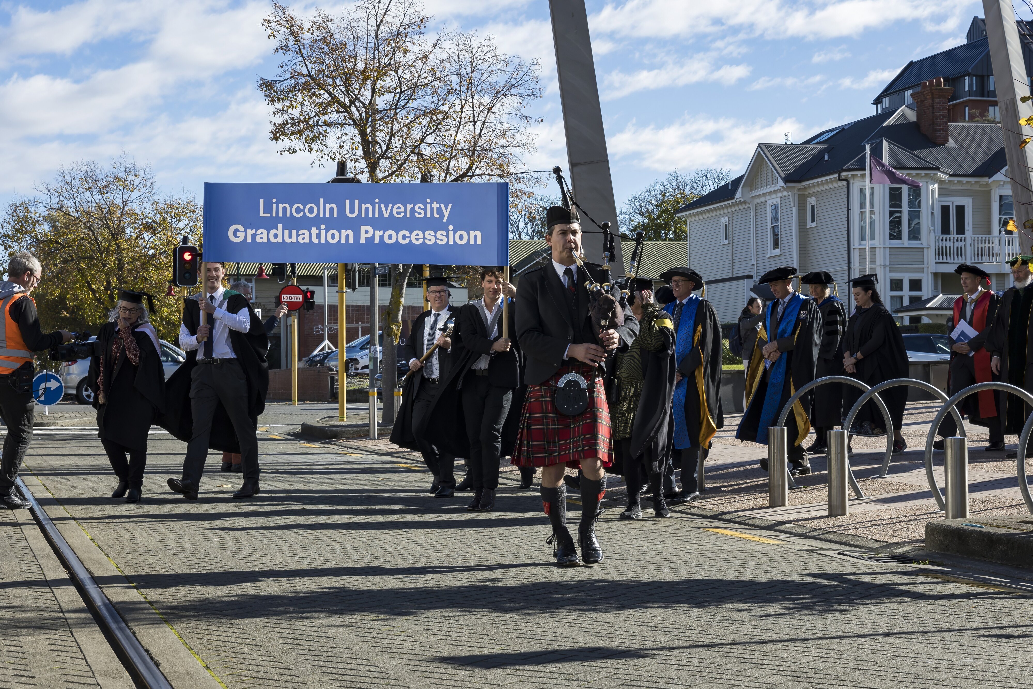 2024 LU Graduation Afternoon Procession and Ceremony (127)