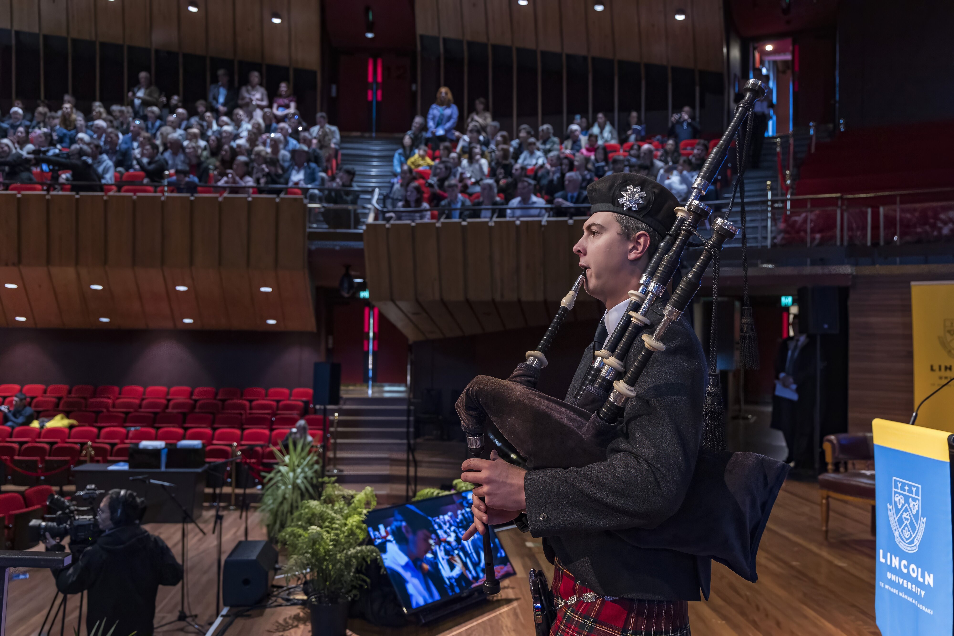 2024 LU Graduation Morning Procession and Ceremony (270)