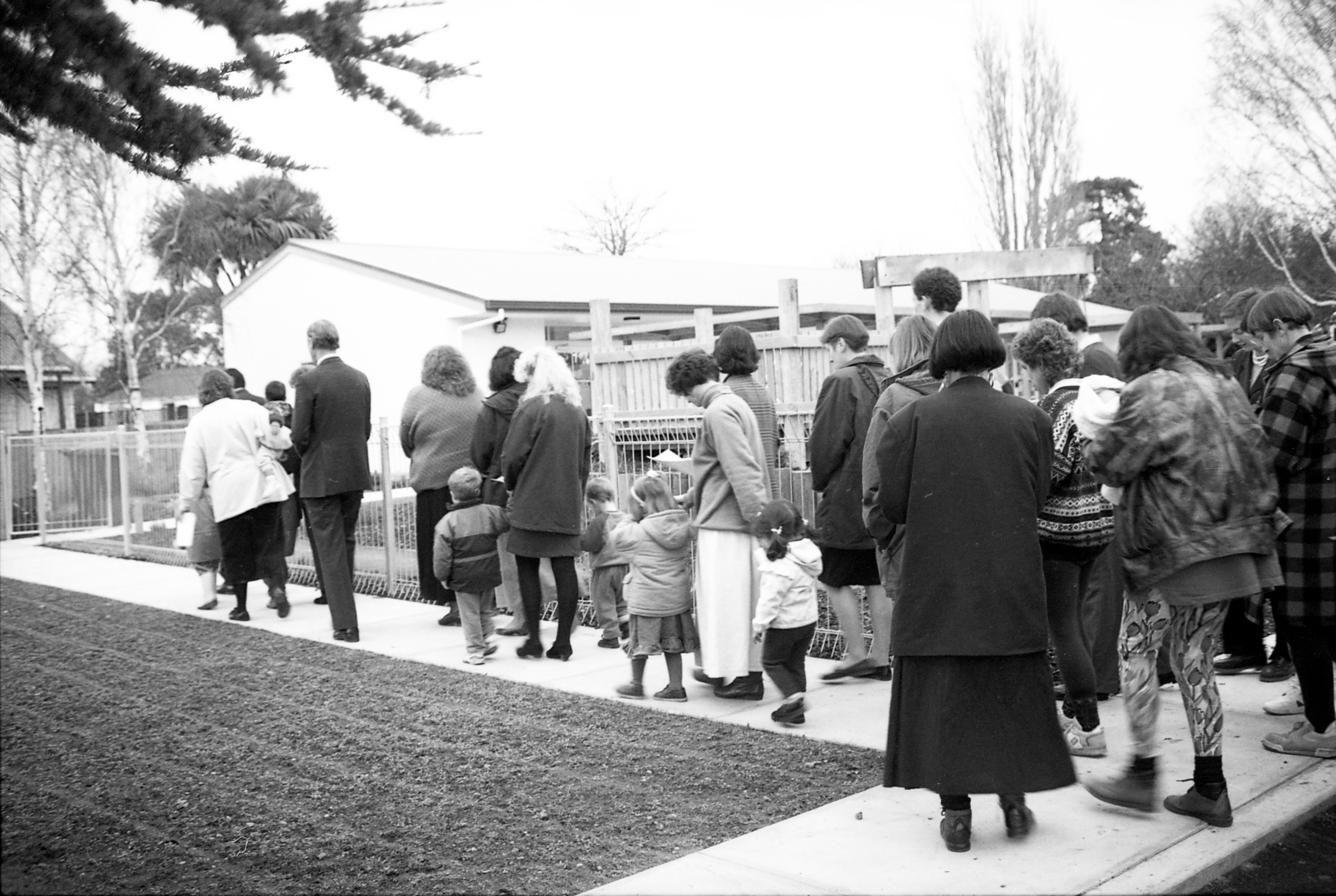 1994 Lincoln Childcare Centre official opening 06