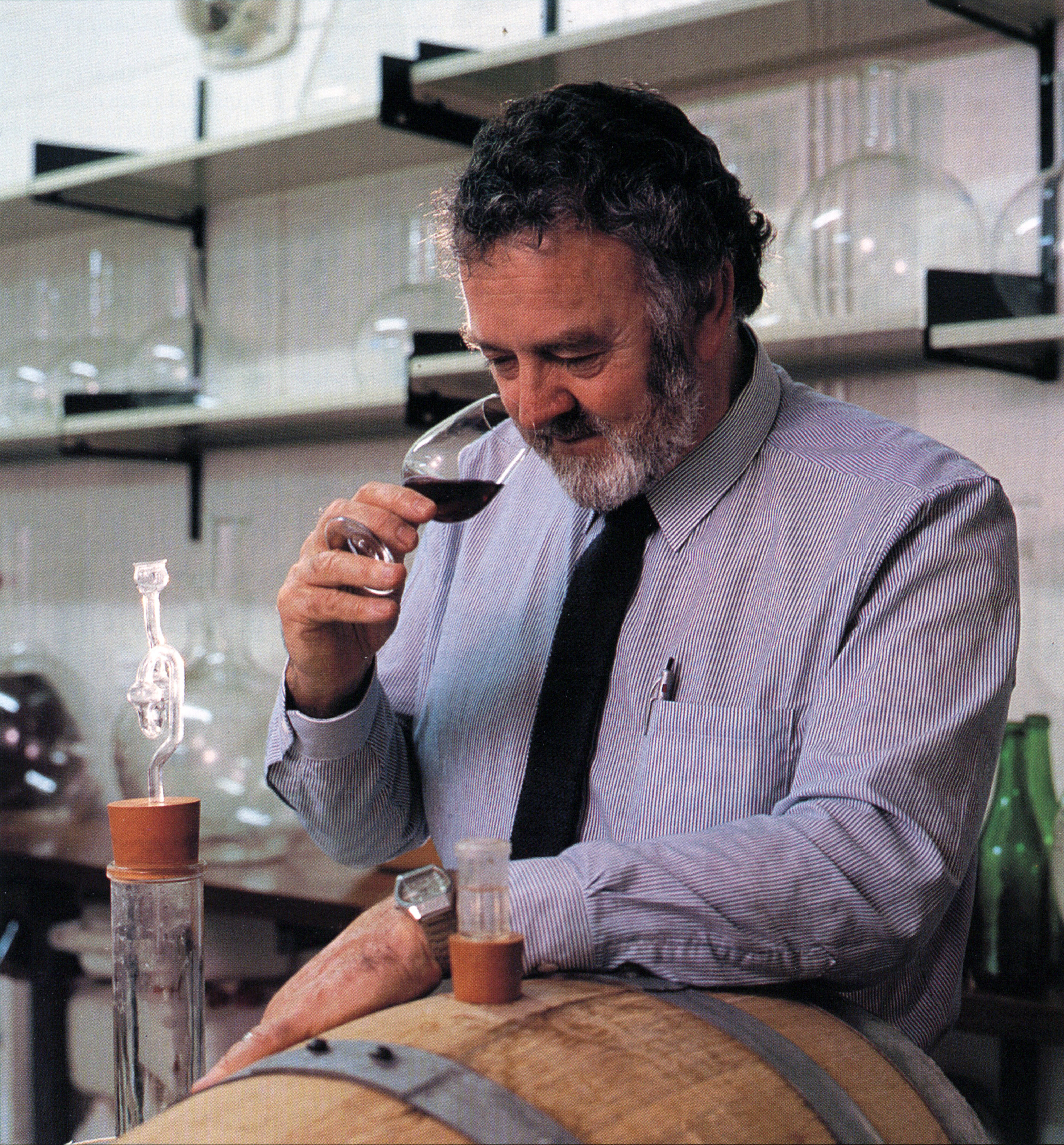 Reader in Wine Science Dr David Heatherbell