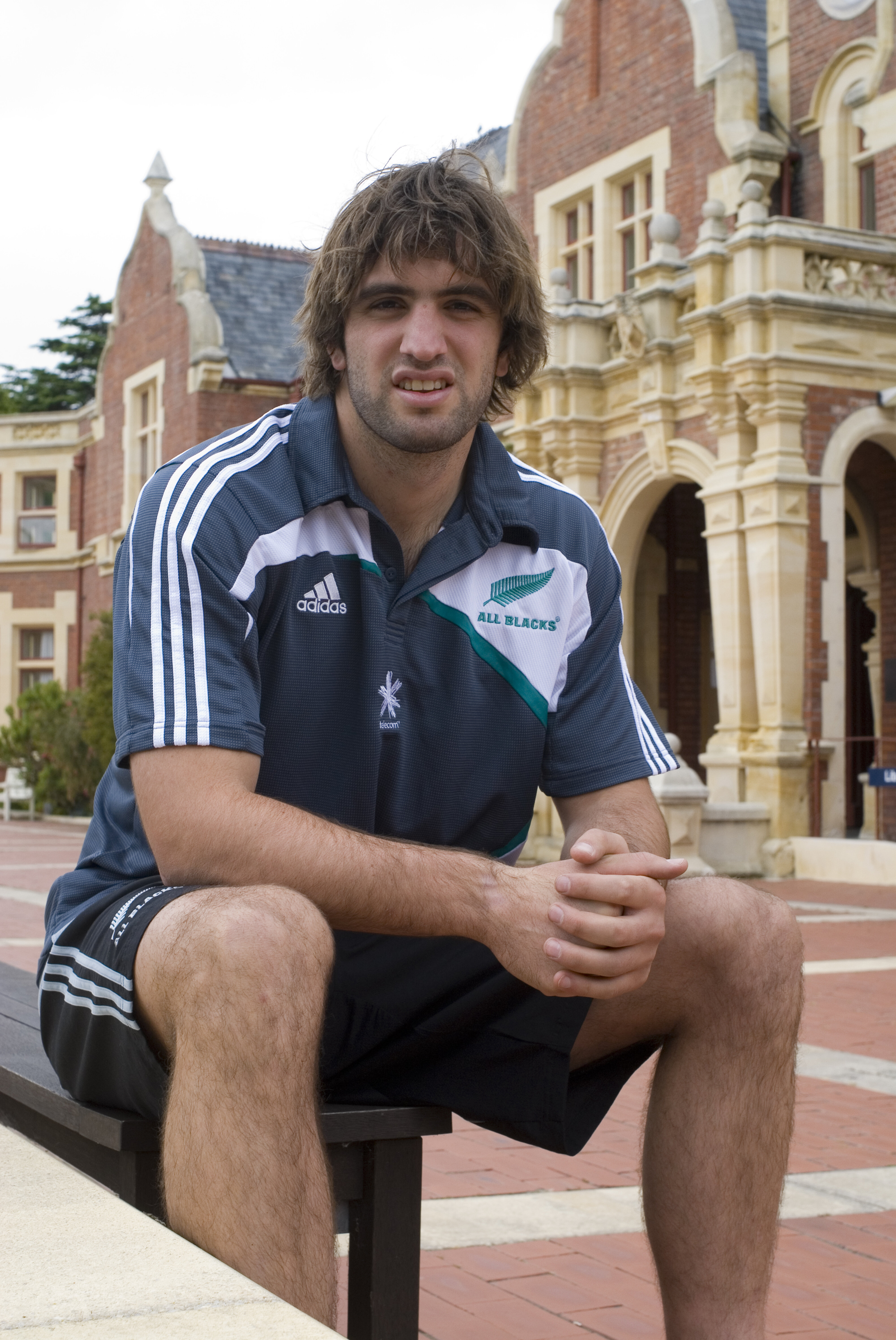 2010-12-16 Sam Whitelock in front of Ivey Hall 01