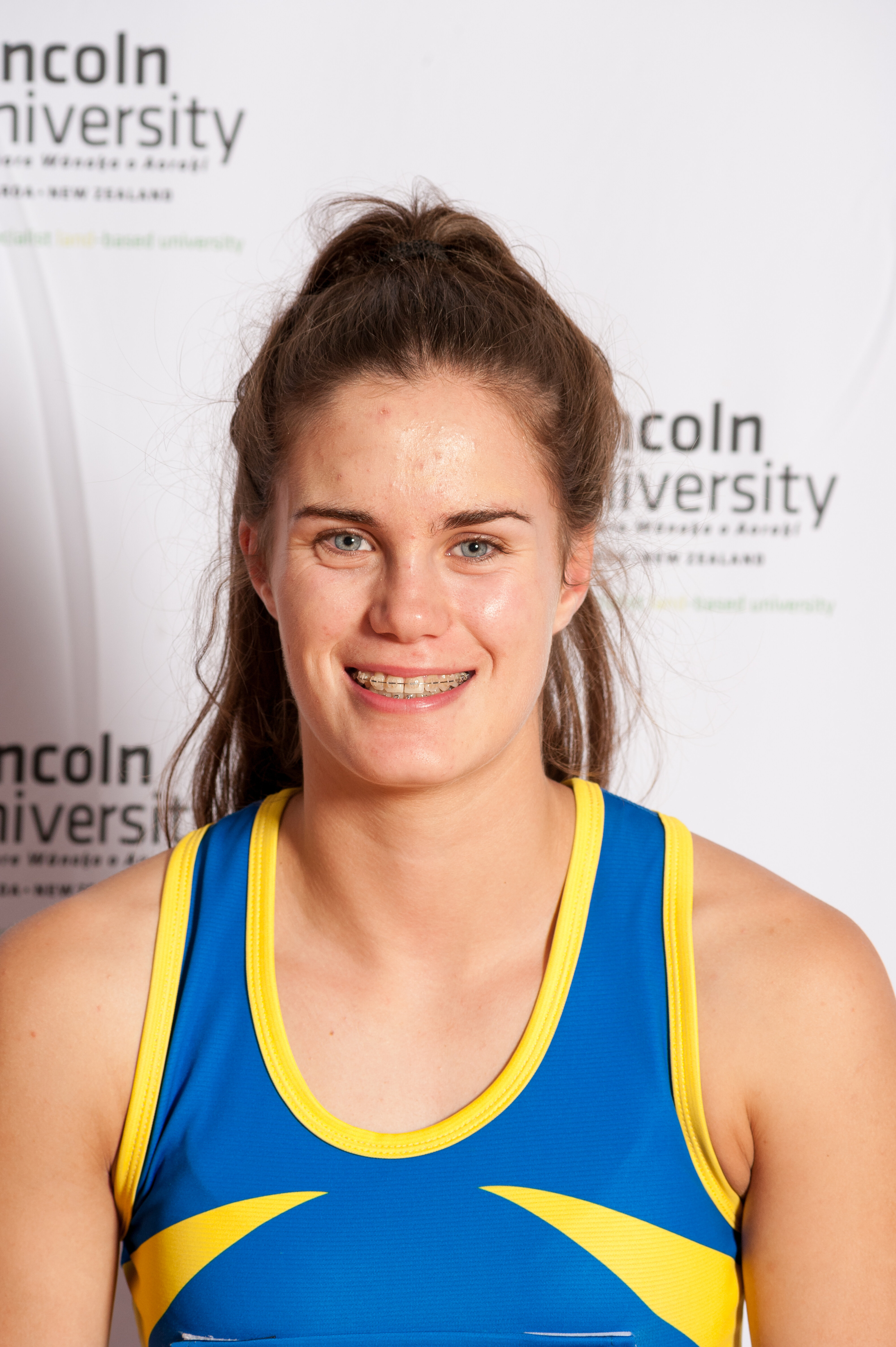 2016 Laura Dorgan - Netball Scholar