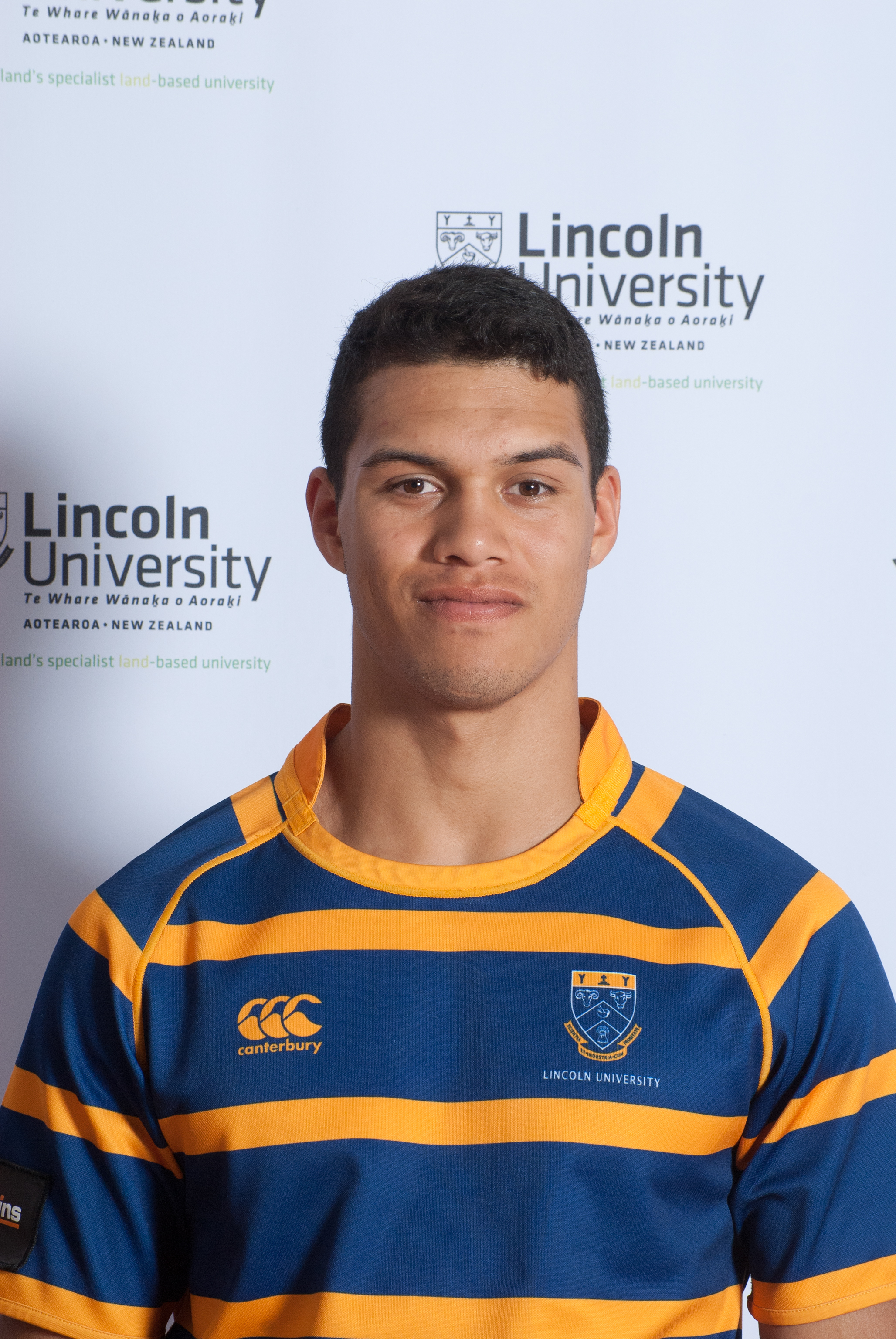 2015 Brian Enari - Rugby Scholar