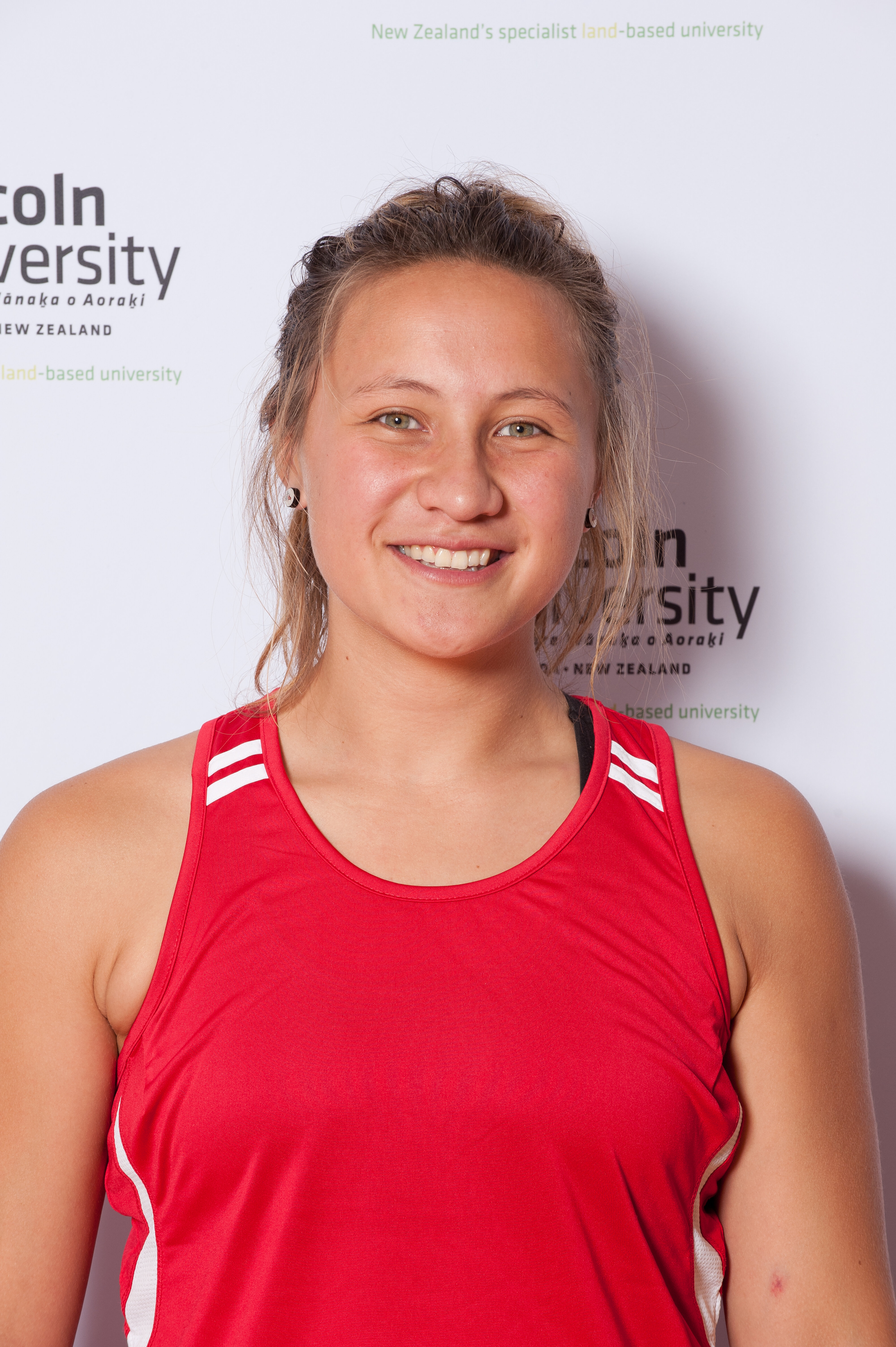 2014 Shaani Temata-Frost - Netball Scholar