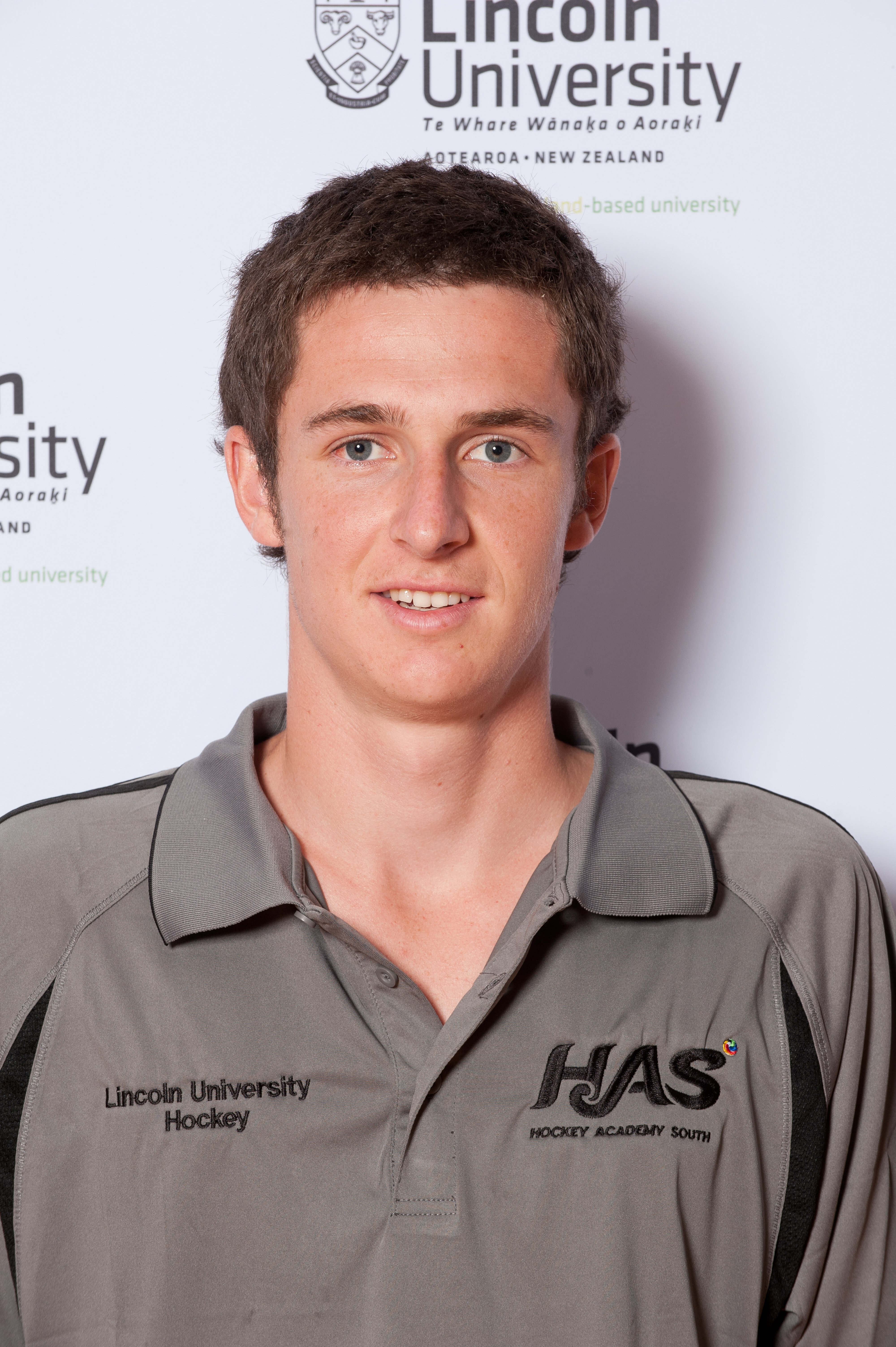 2014 Elliot Darling - Hockey Scholar