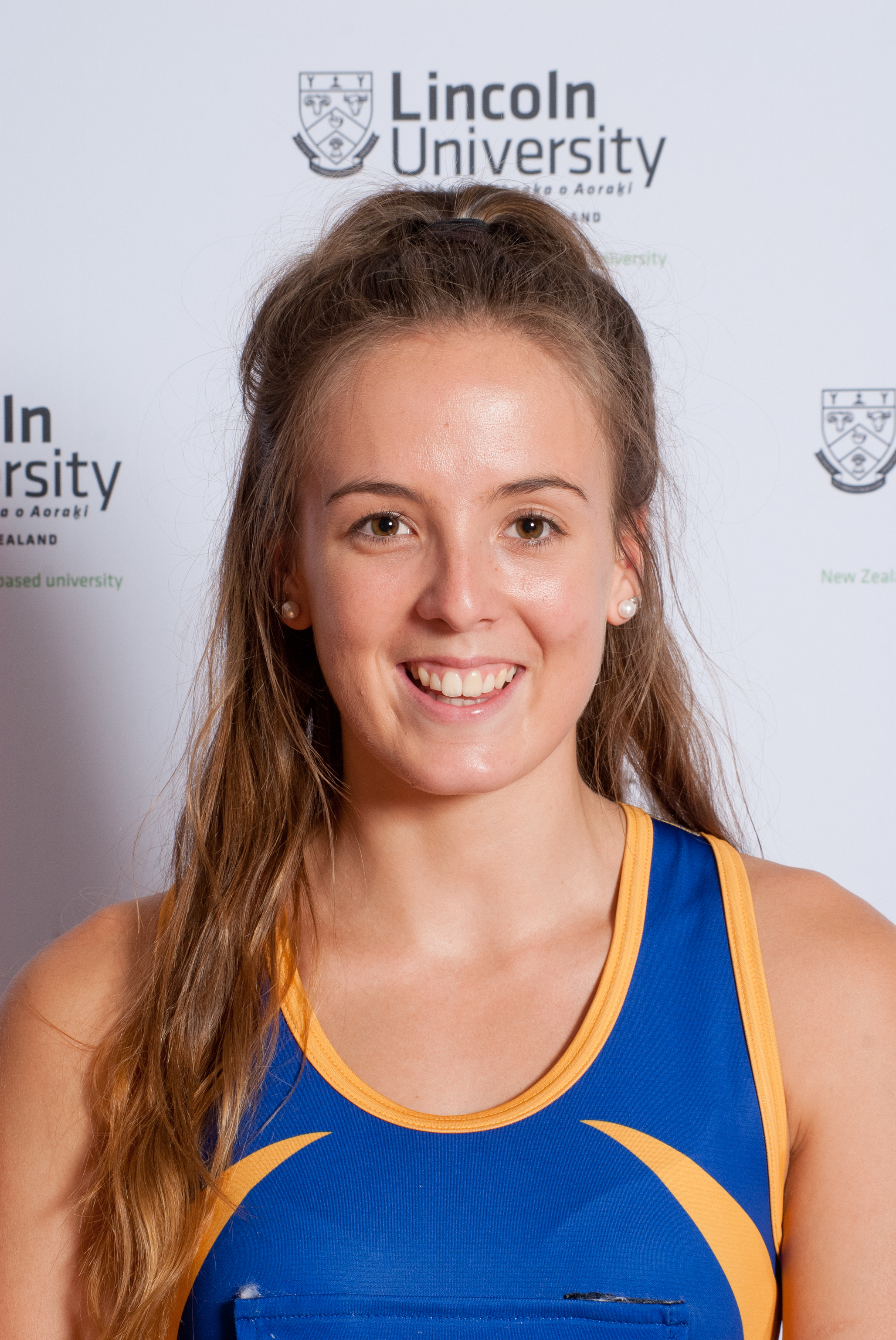 2015 Zoe Klaver, 3rd year - Netball Scholar