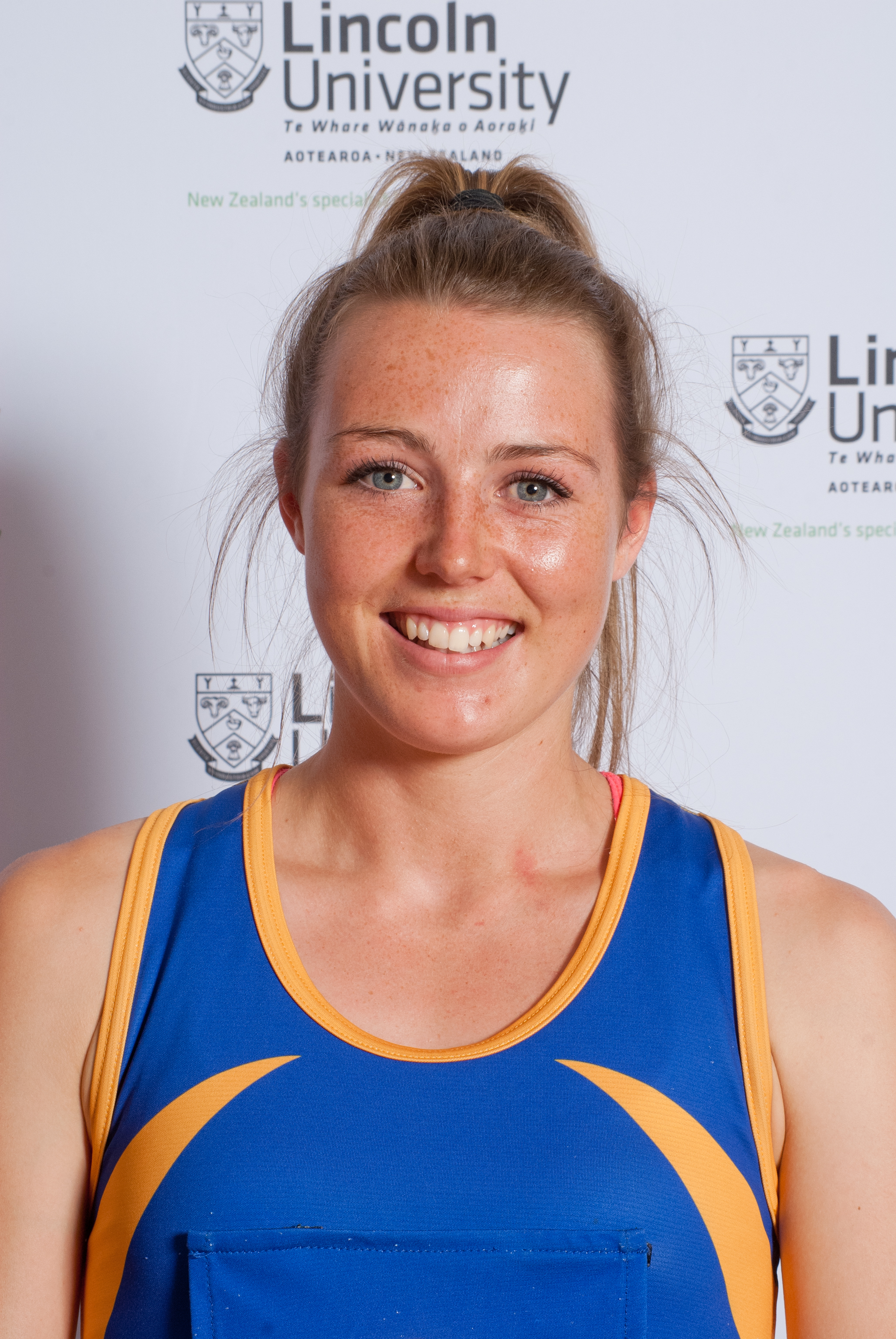 2015 Gabrielle Thomas, 2nd year - Netball Scholar