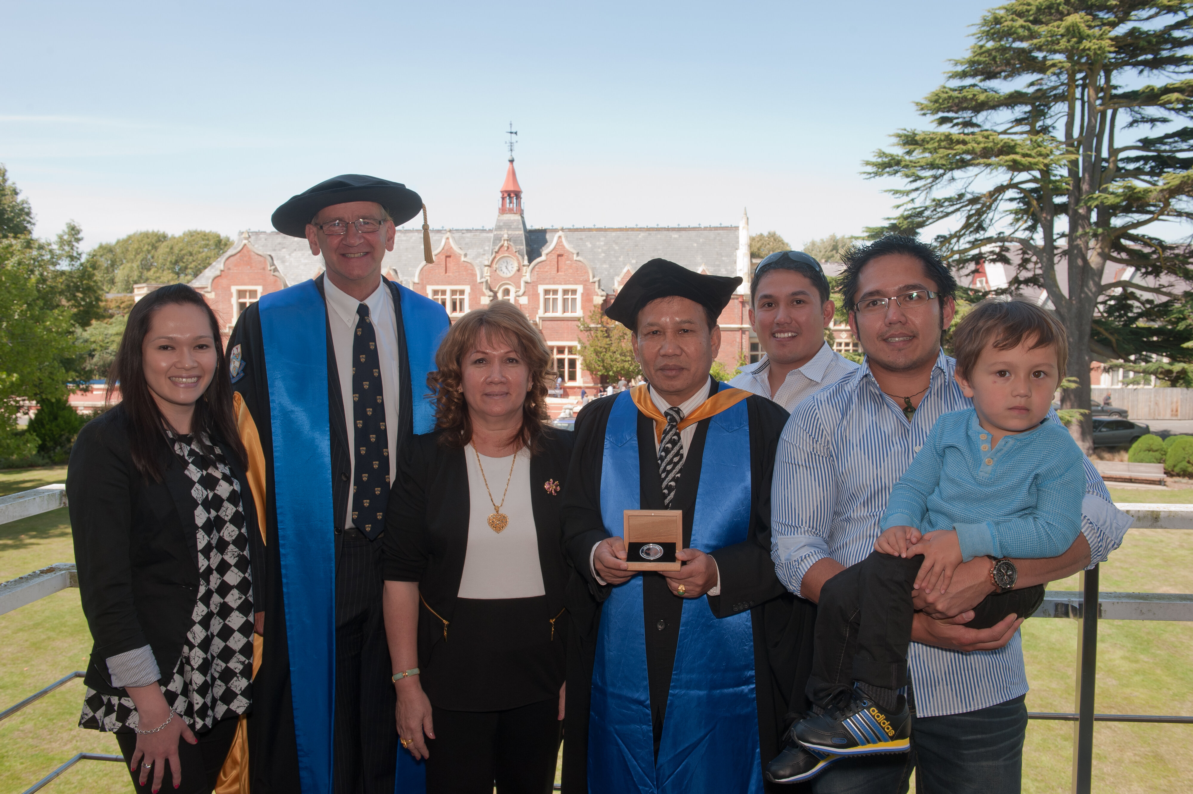 2013 LU Alumni International Medal Presentation 13