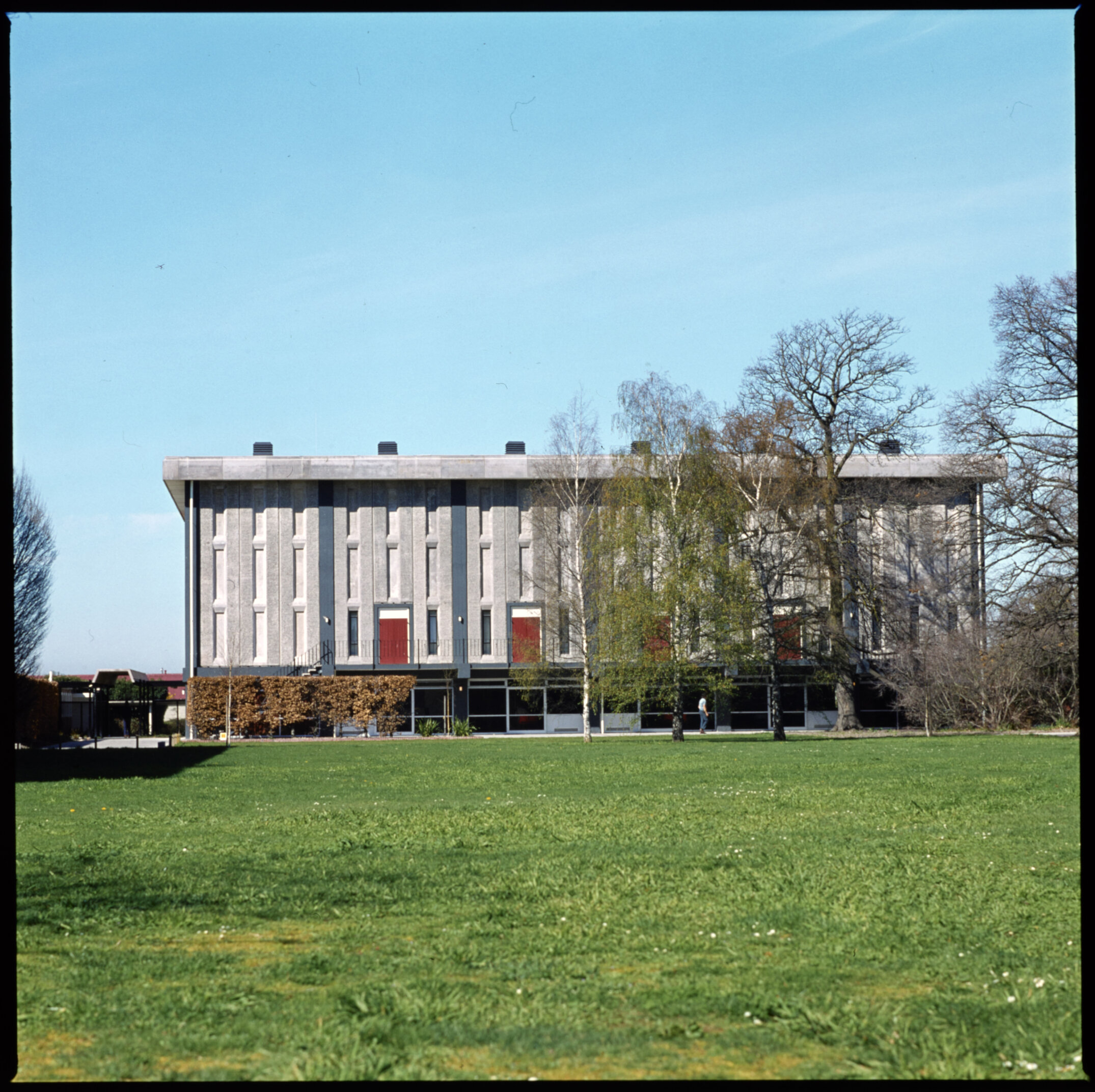 Gillespie Hall, 1977 (1)