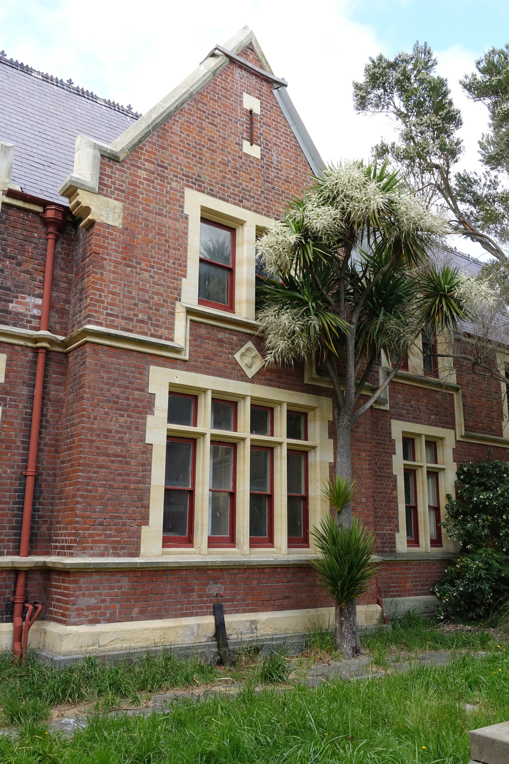 2018 Ivey Hall and Memorial Hall (23)