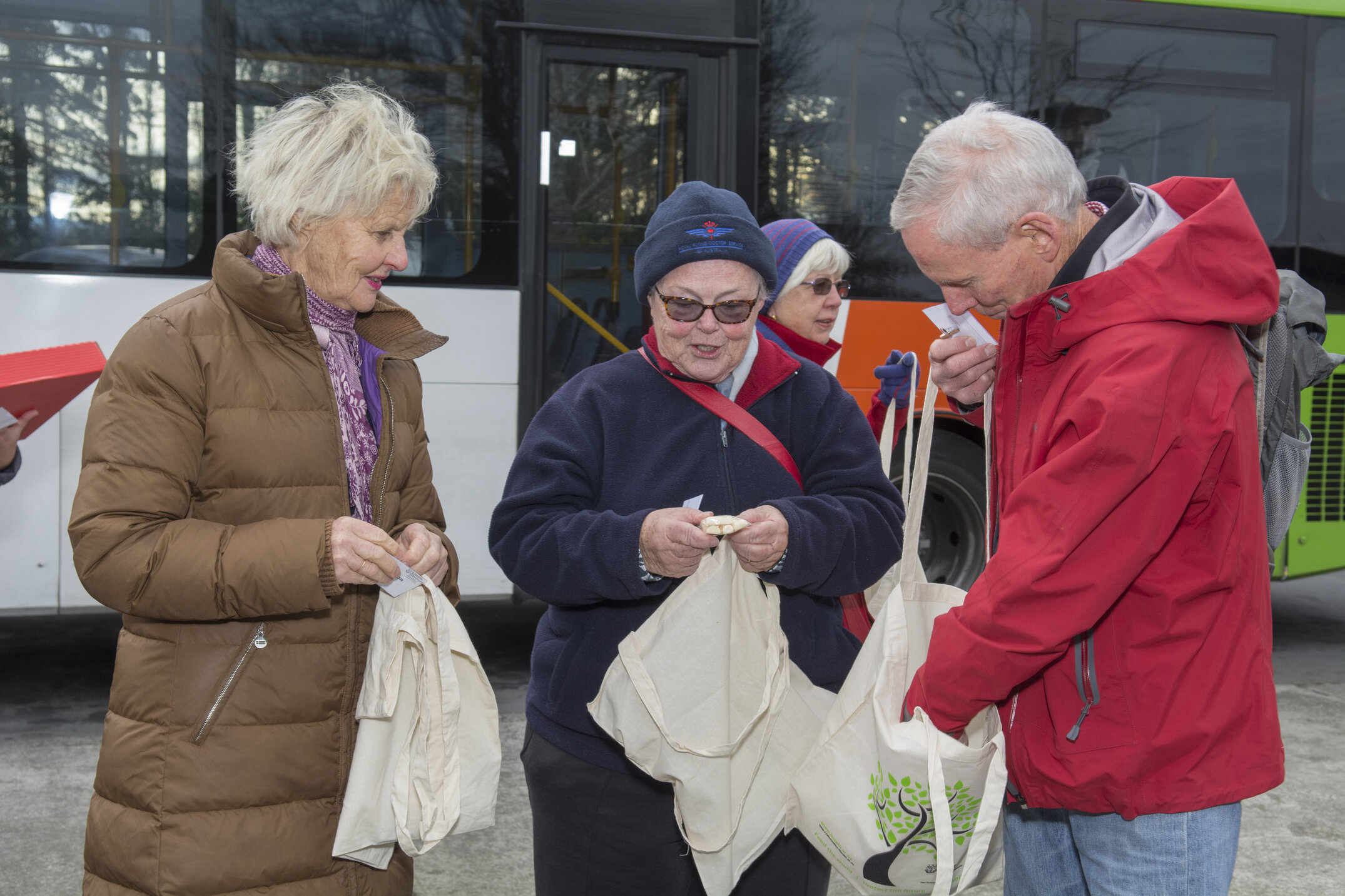 2016 DipHort 1965-66 reunion 02