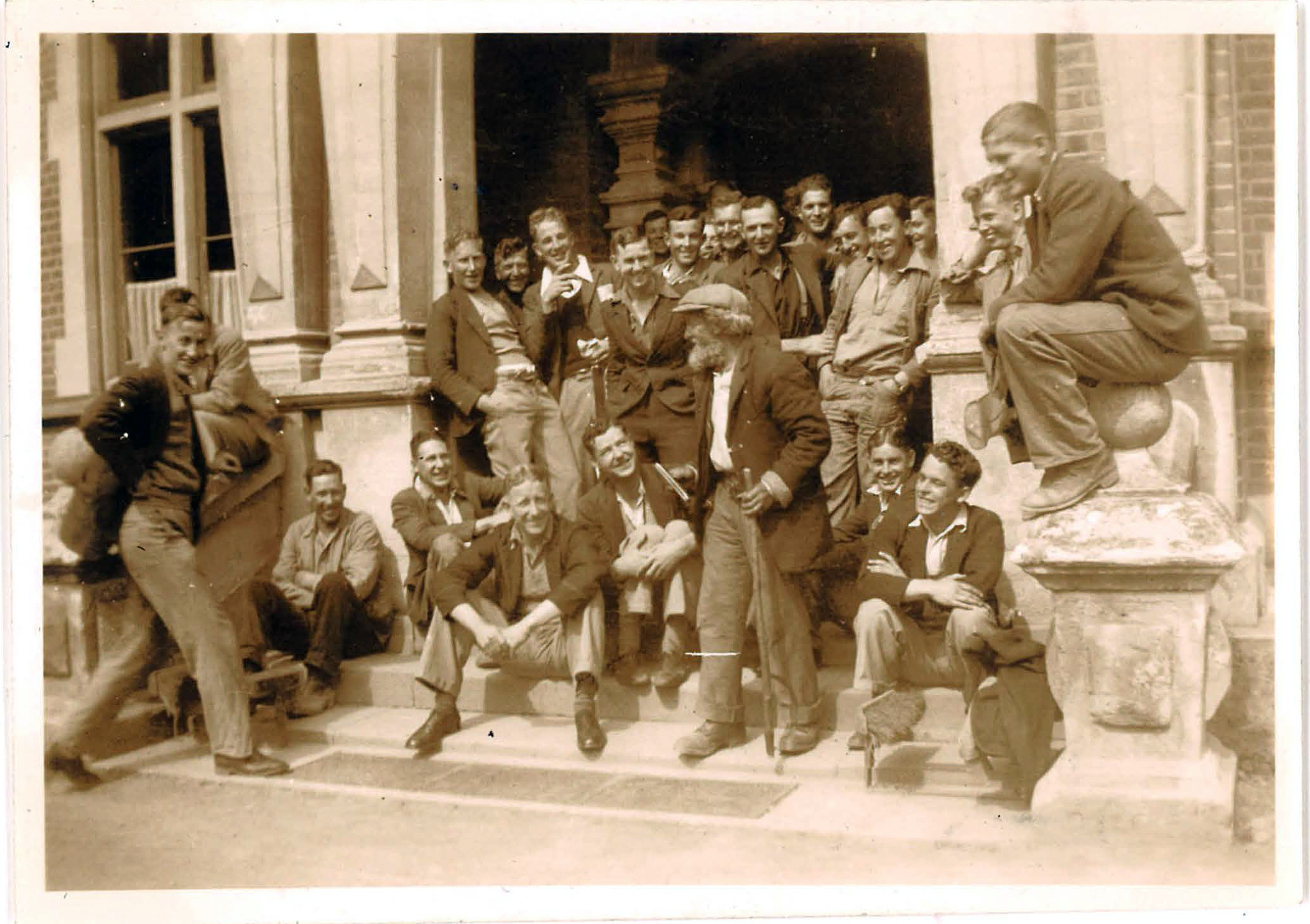 1937 The Yodelling Tramp