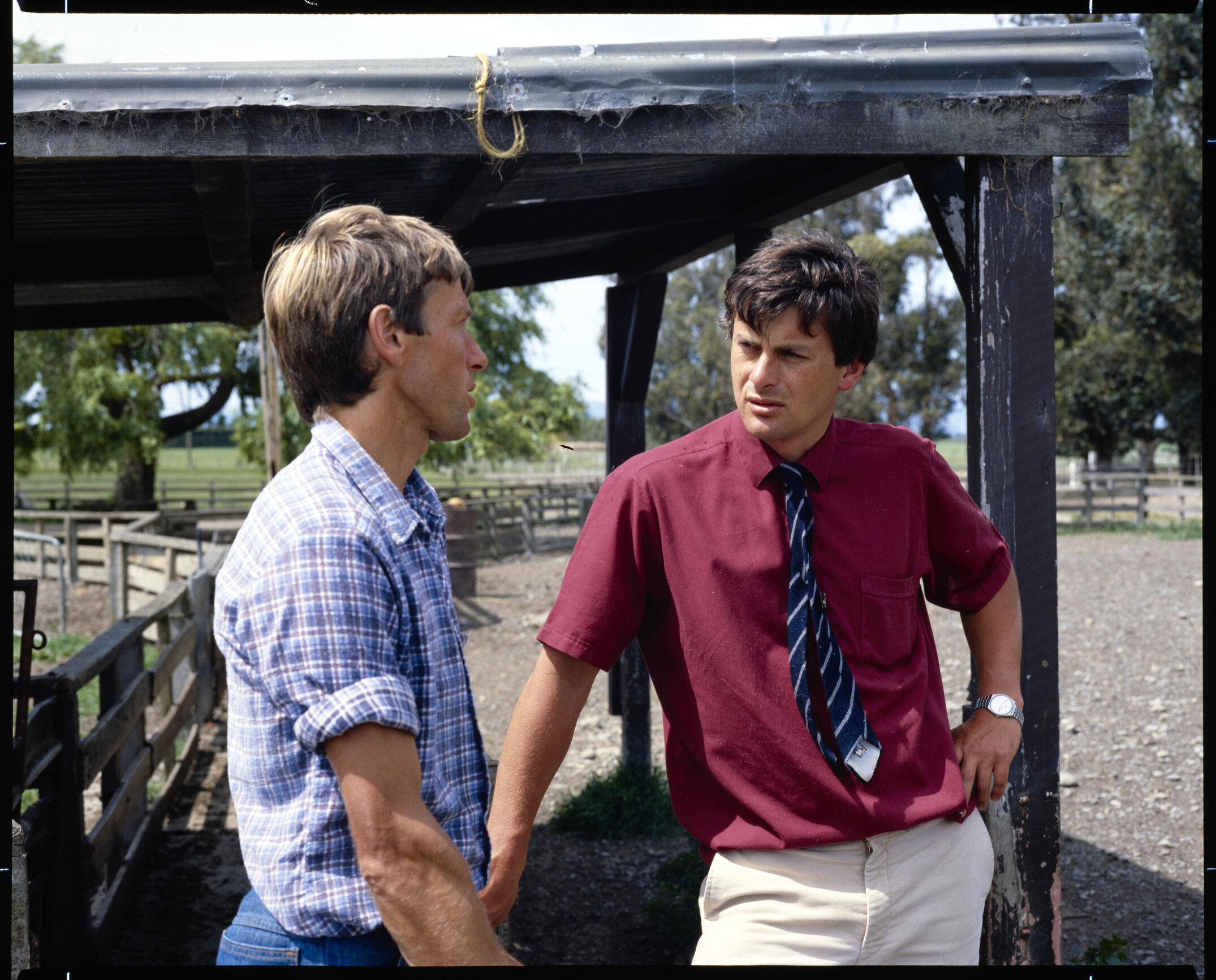 Ashley Dene farm manager Ken Townley (right) with&nbsp;Adam Spiers of the University's Farm Advisory Service, 1987