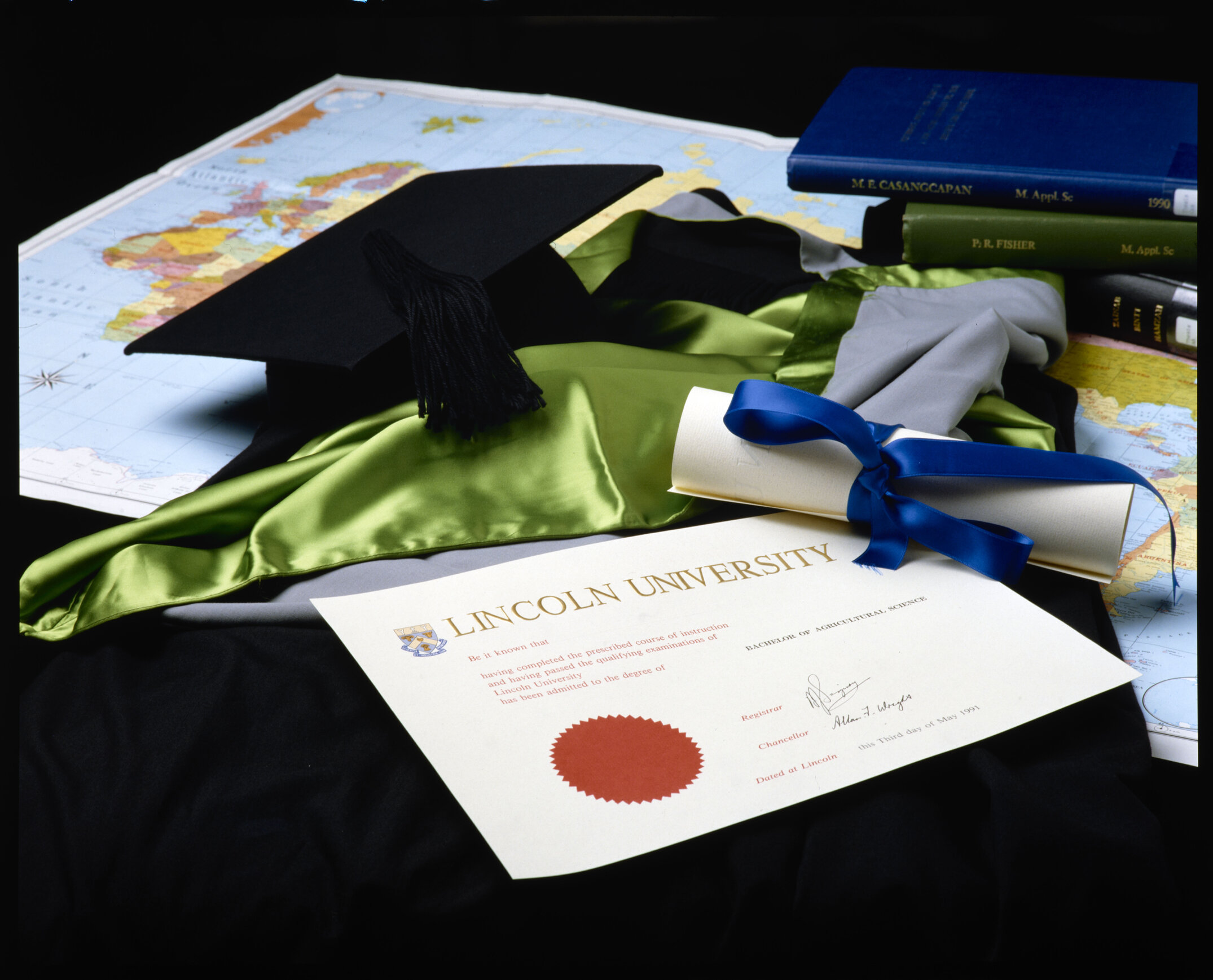 Lincoln alumni a global community, 1991