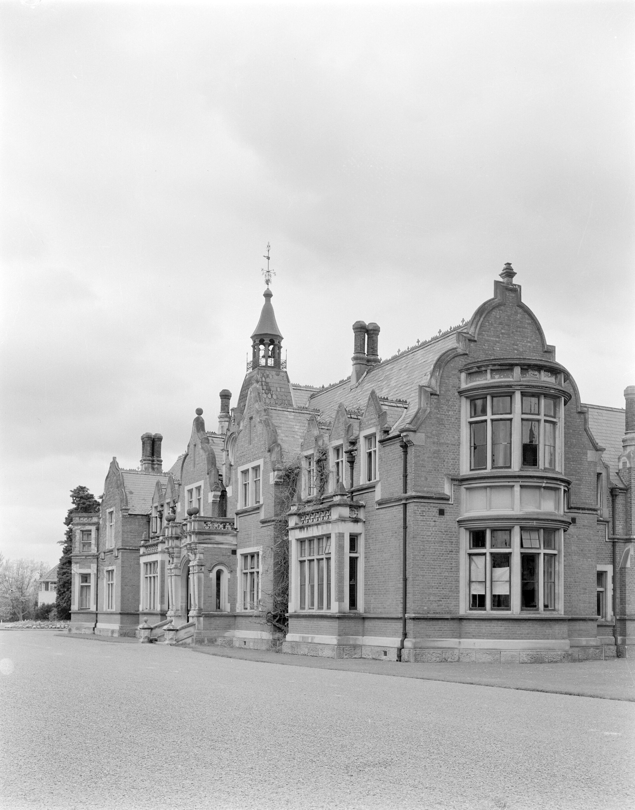 North Face of Ivey Hall, Lincoln College, circa 1950s-1960s