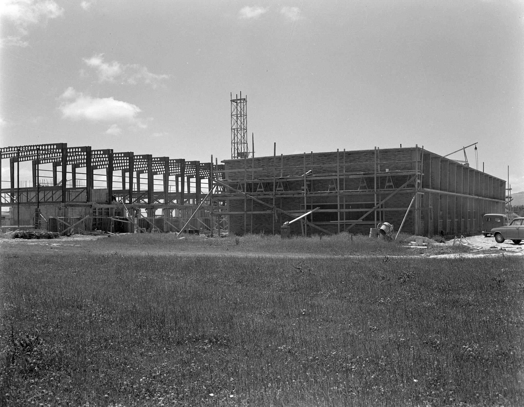 Wool Research Organisation building under construction at Lincoln, 1964(Blackmore Neg 5128)