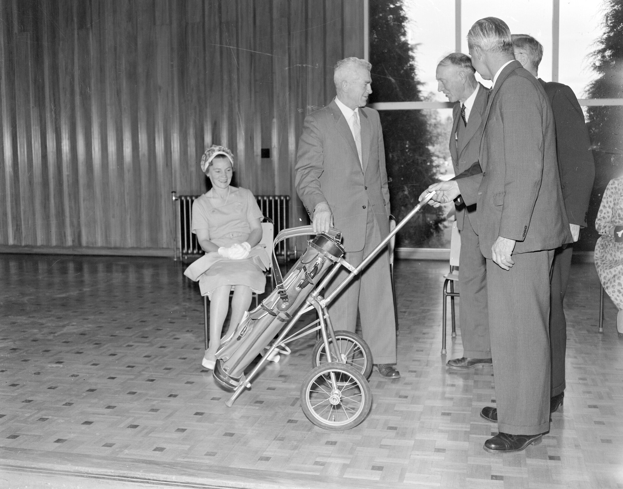 Retirment resentations, Mr W. H. Gillespie, M.P., to Dr I. W. Weston, 1960
