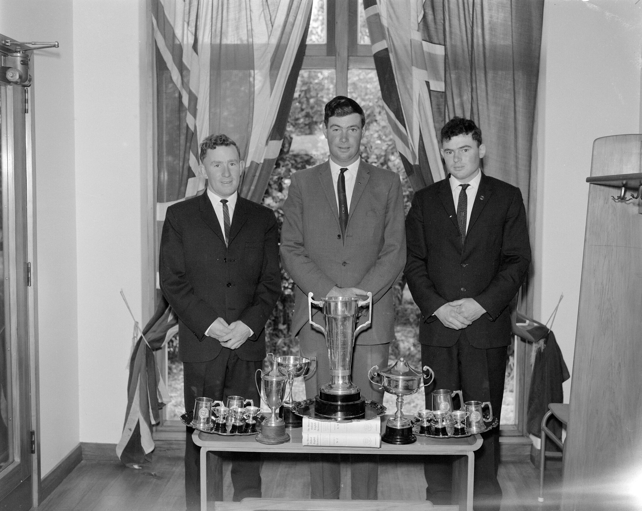 Young Farmers&rsquo; Club of the Year award presentation, Lincoln College, circa 1961-66 (Blackmore Neg5196)