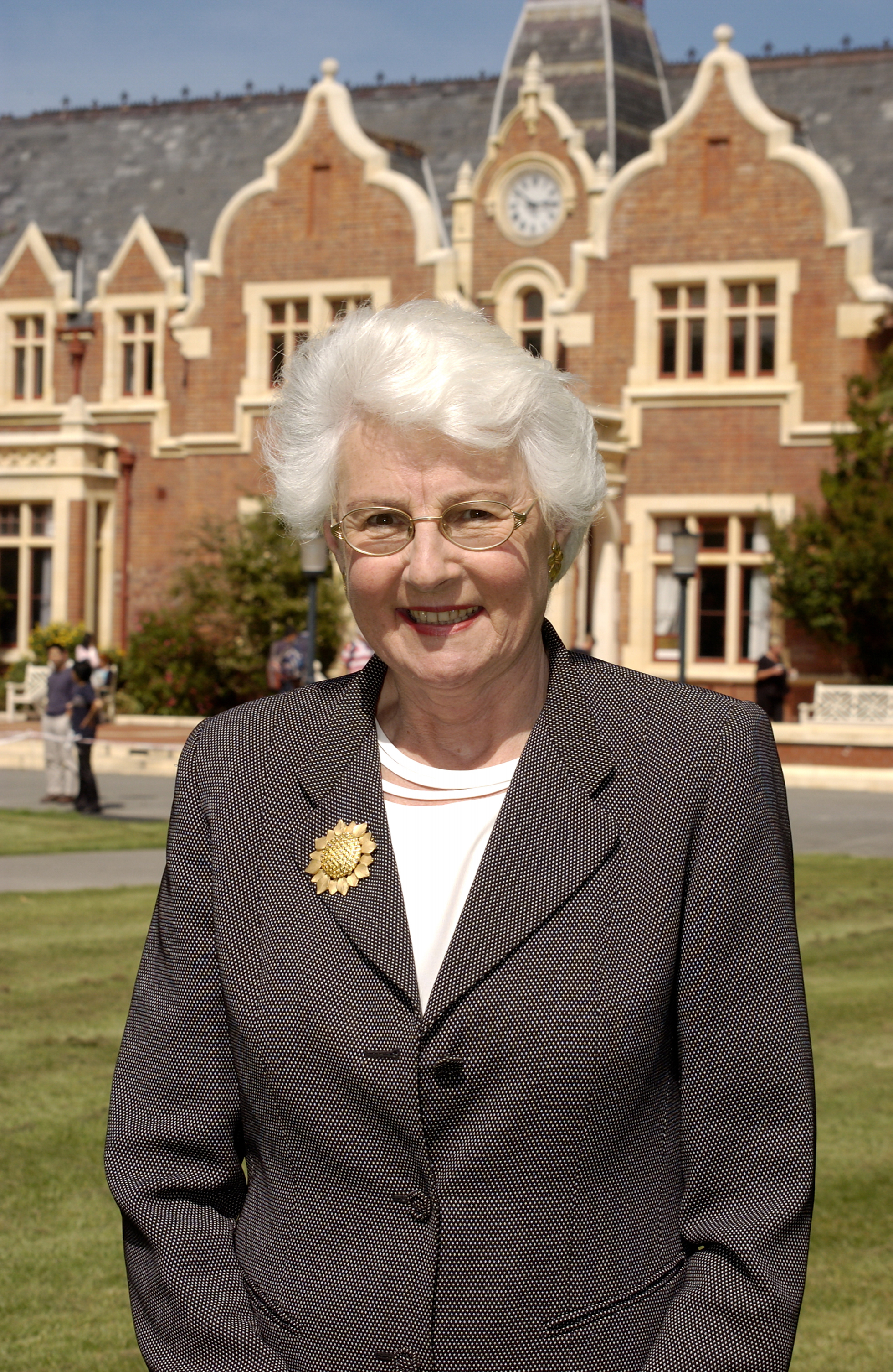 Margaret Austin, Chancellor of Lincoln University, 2005 02