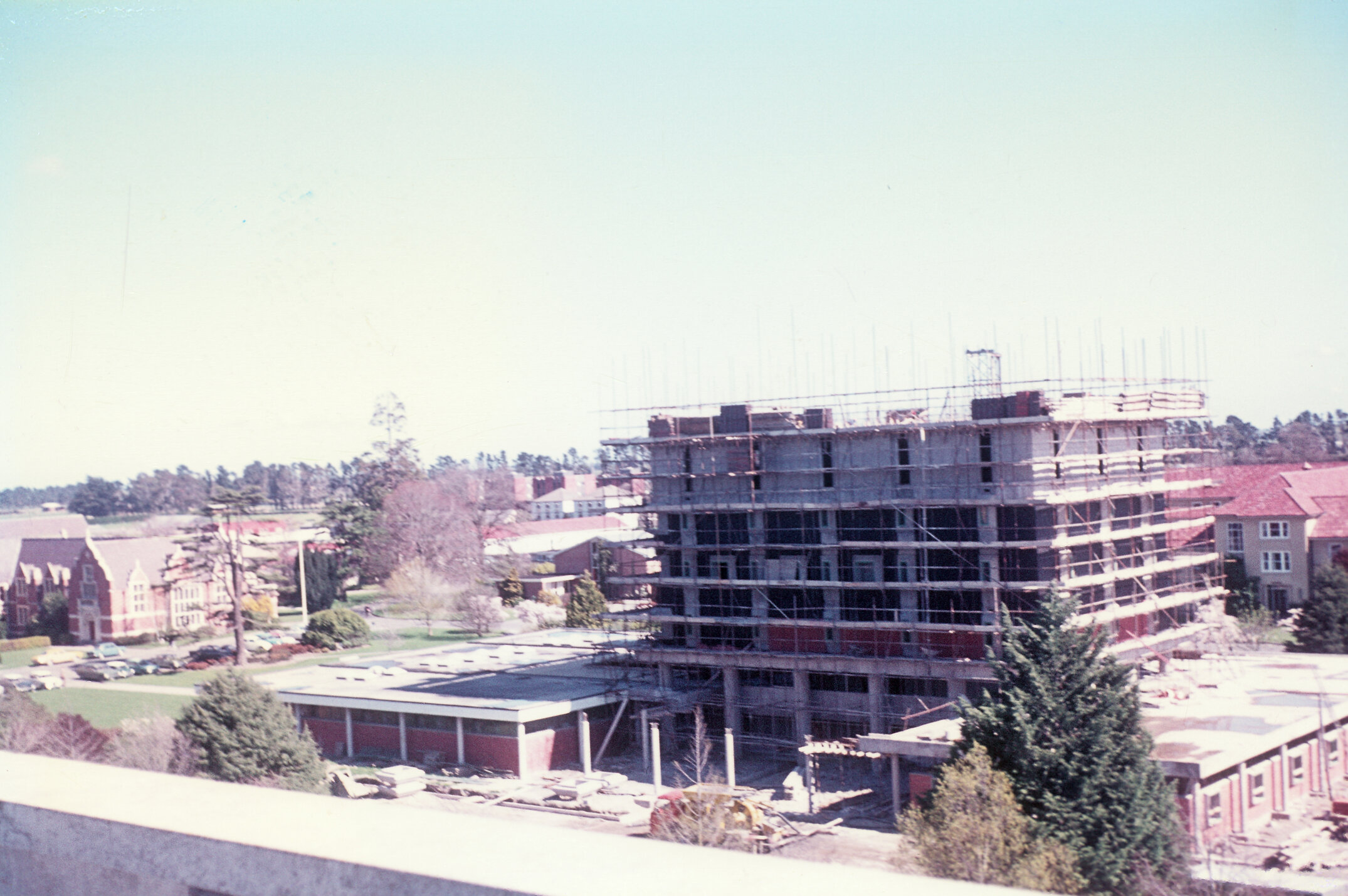 1974 Forbes Tower construction
