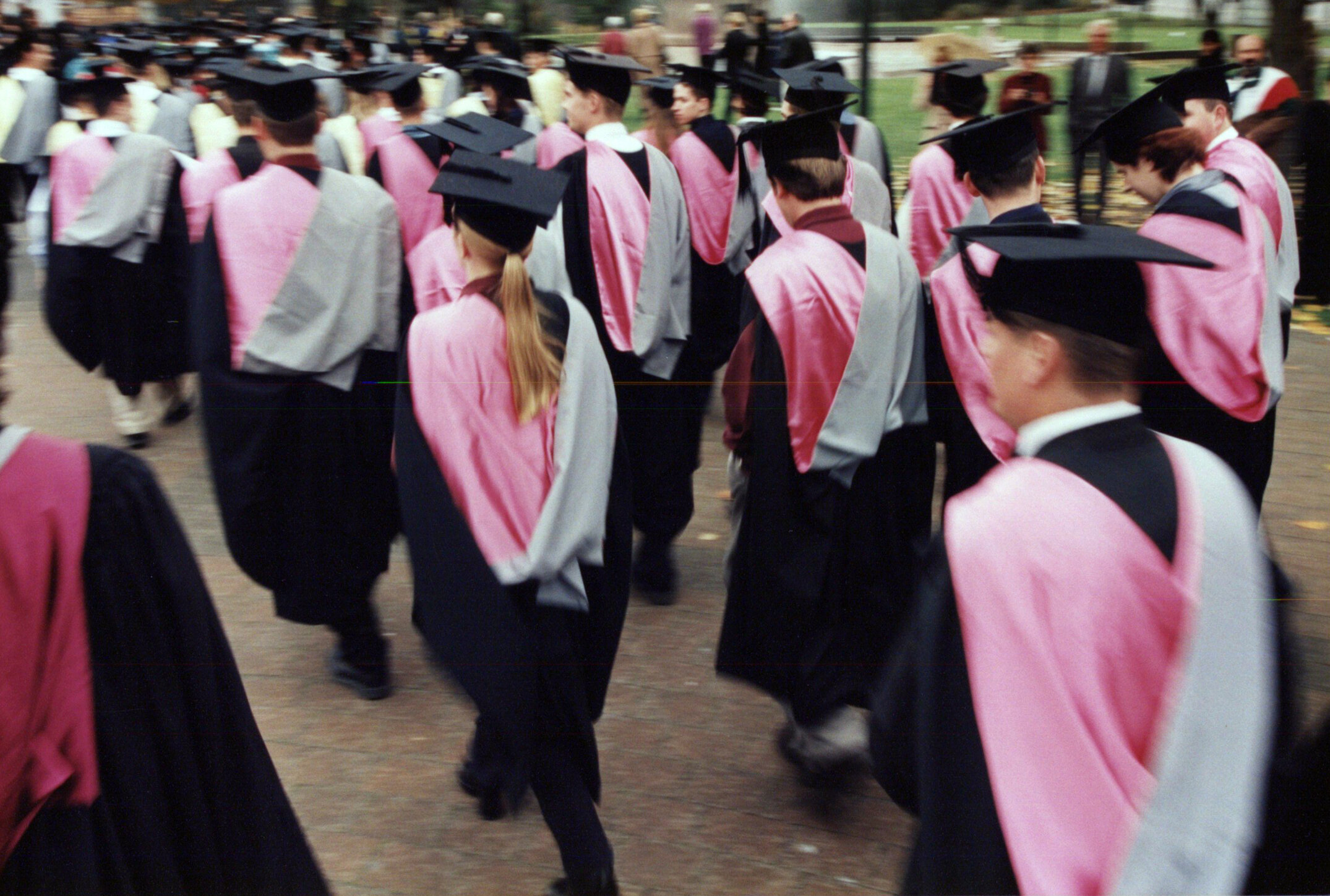 Graduation ceremony, 17 May 2000 068