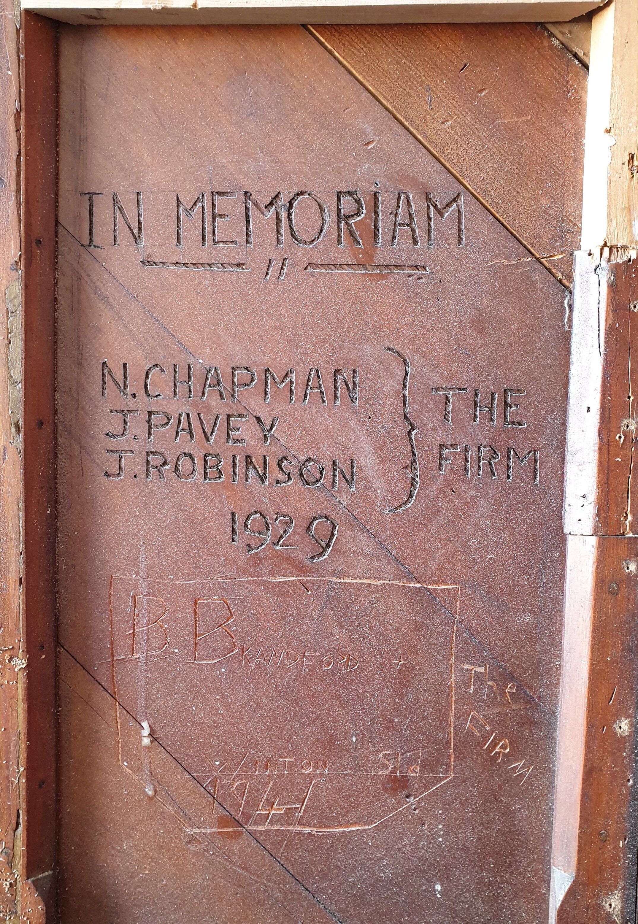 Graffiti on door: Memorial Panel - &ldquo;The Firm&rdquo; (1929 and1944)