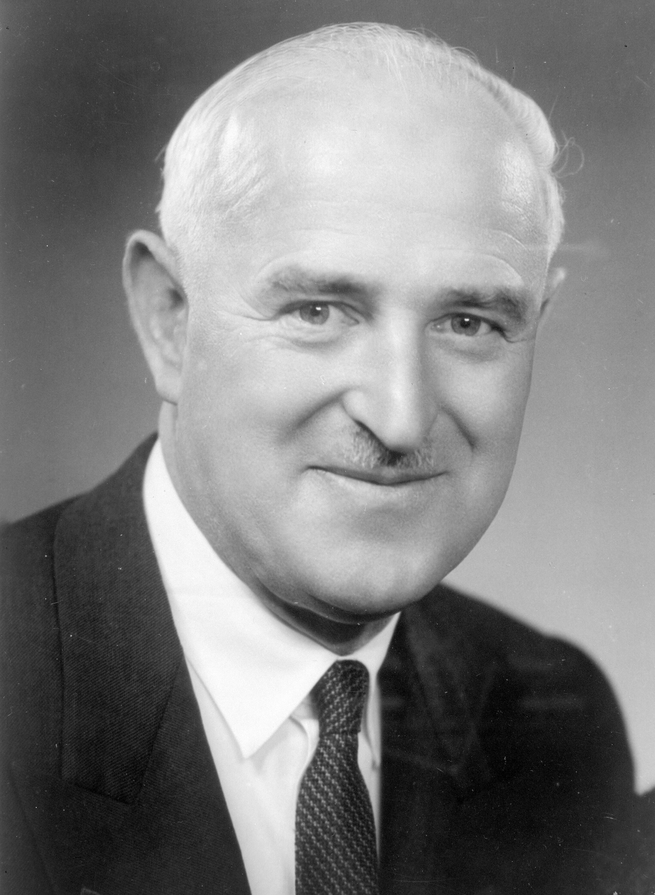 Malcolm McRae Burns, Principal of Lincoln College from 1952-74 (Blackmore Neg 5213)