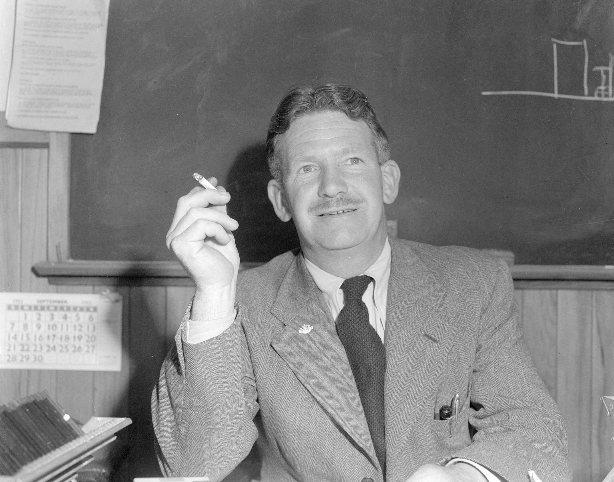 Ron C Blackmore, Visual Aids officer at Canterbury Agricultural College (Blackmore Neg 5227)
