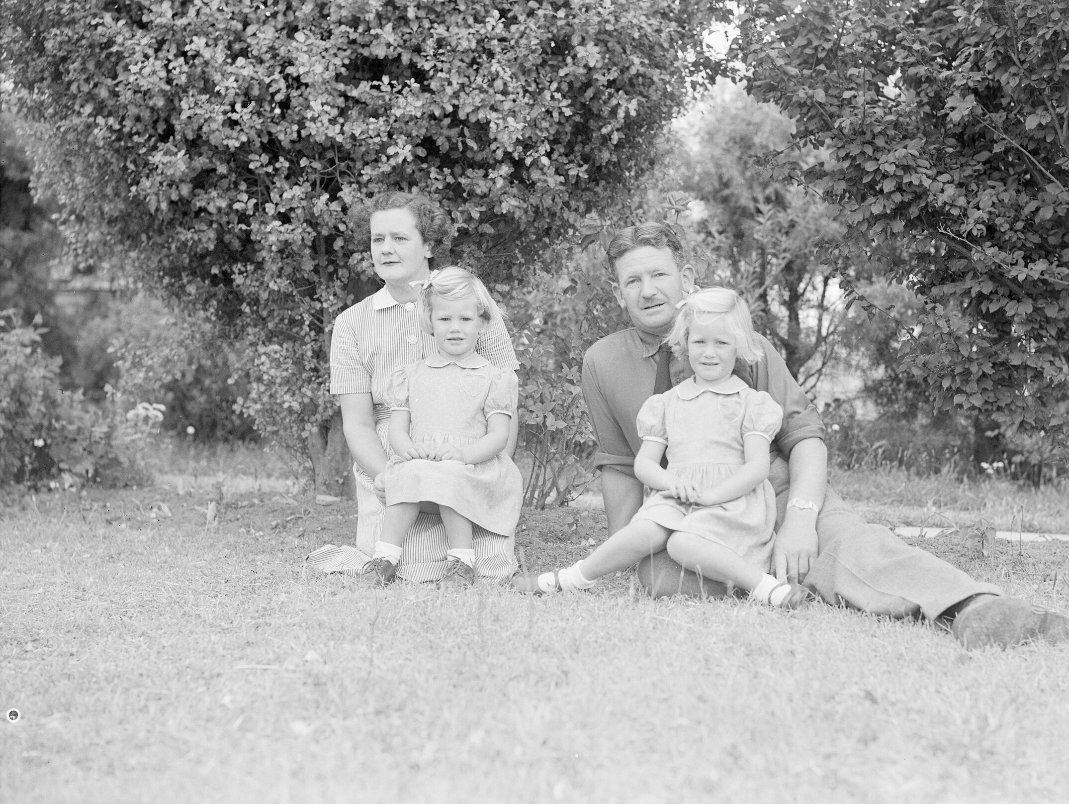 Ron Blackmore and his family c1960 (Blackmore Neg 5966)