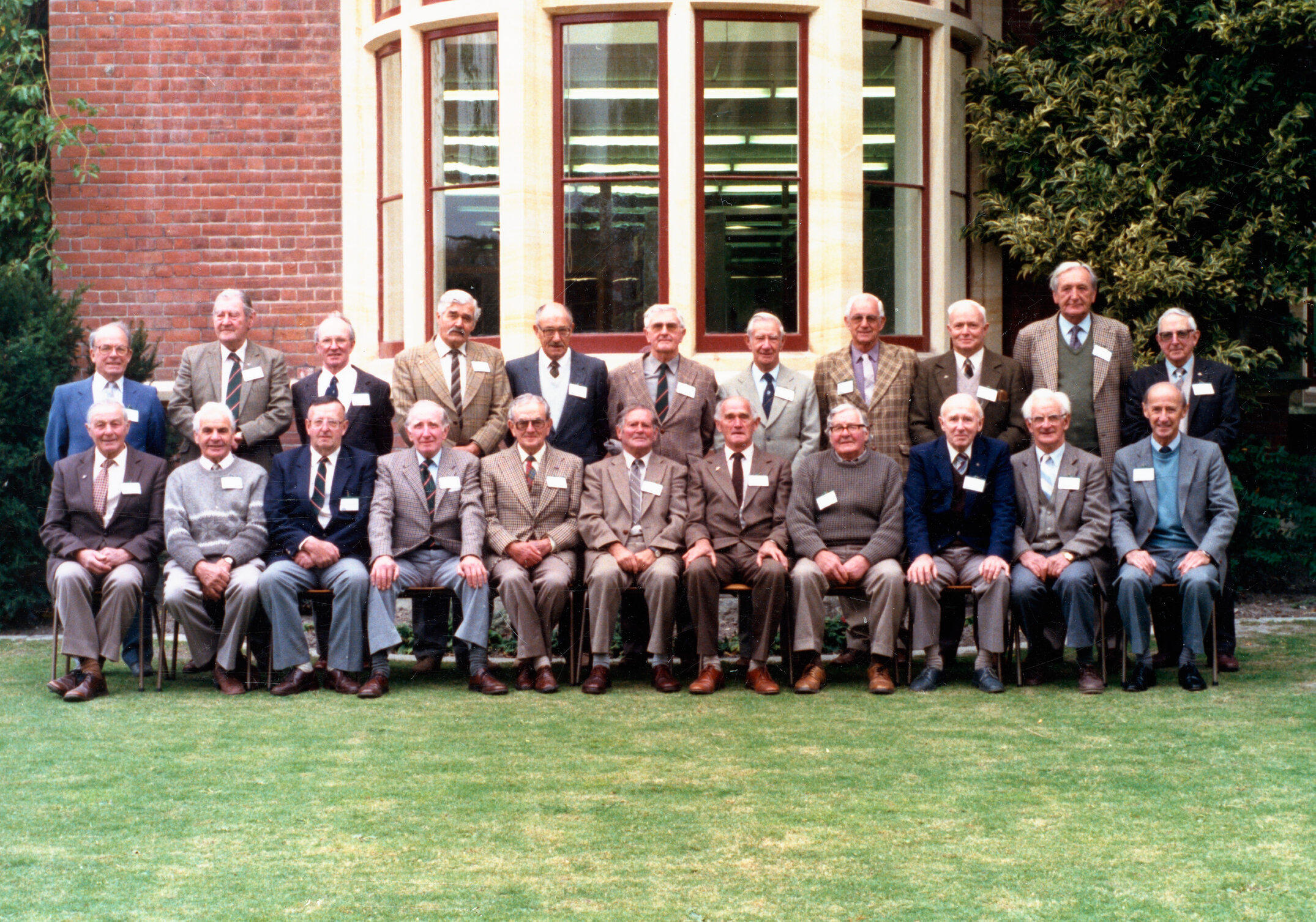 1939 staff and students reunion held 1989