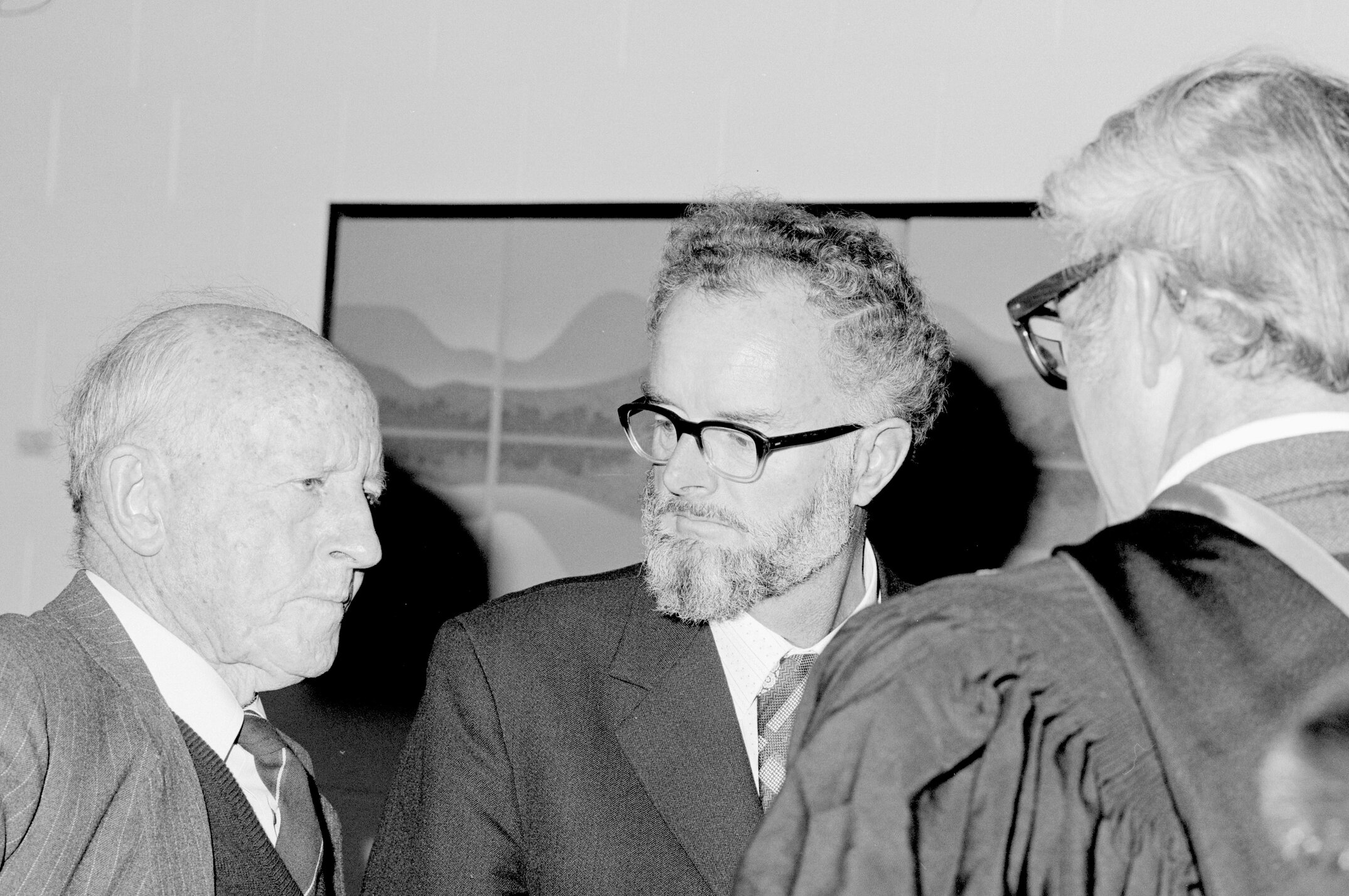 Bledisloe Medallist Roy Thornton at the Lincoln College Graduation Ceremony, 1977
