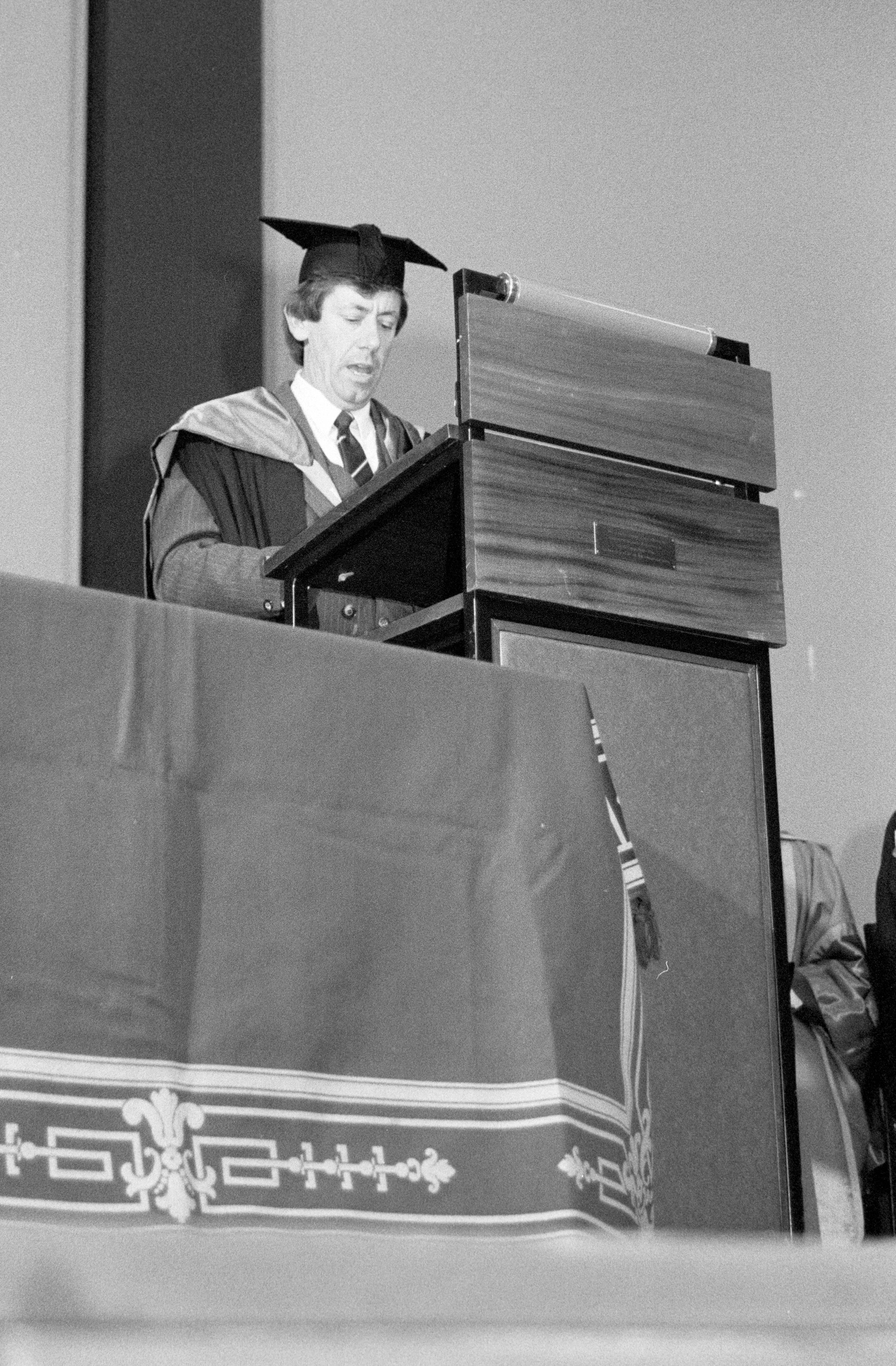 Mr R.J. (Bob) Diprose delivering the Bledisloe medal citation at the 1984 graduation ceremony 02