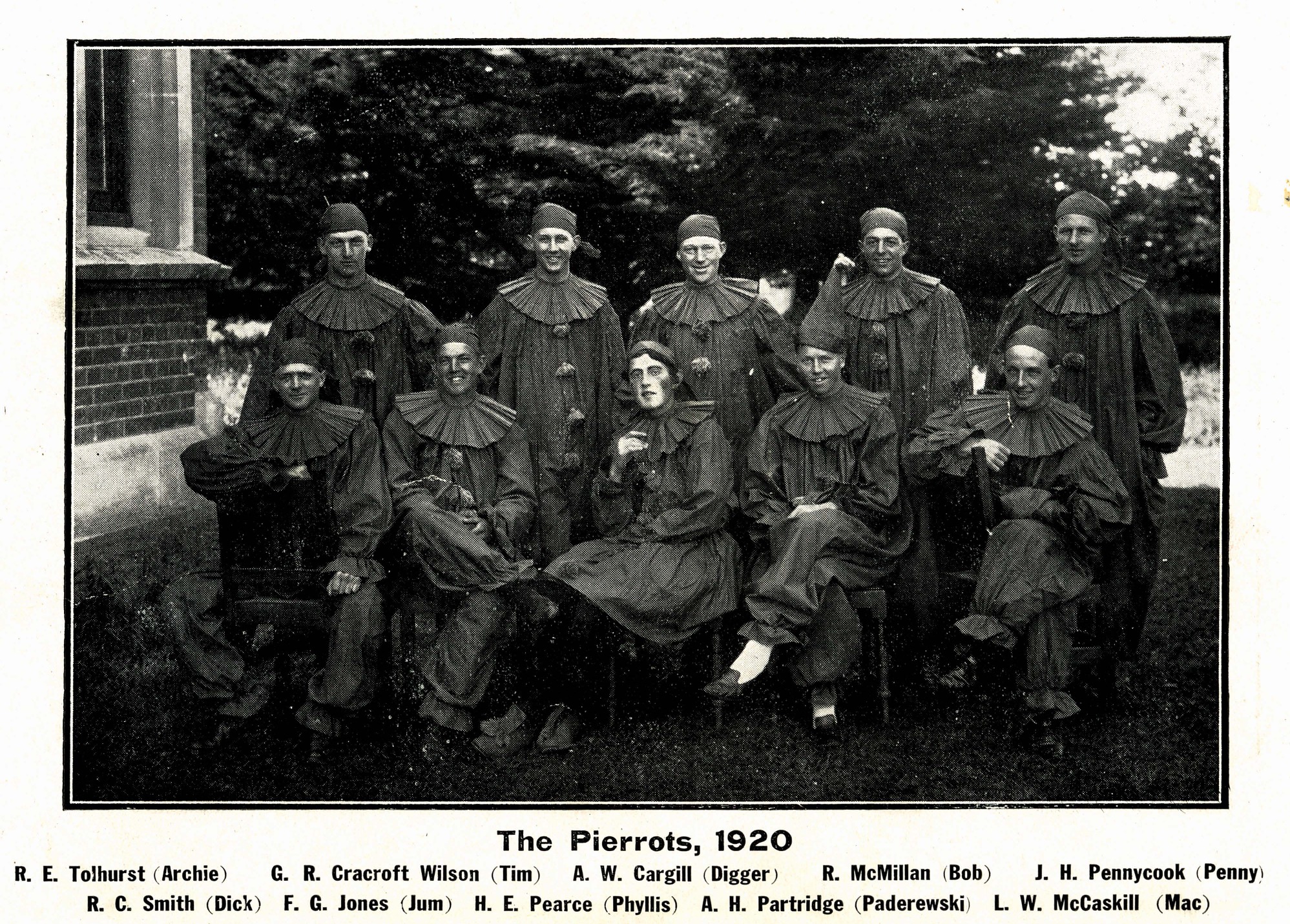 1920 Pierrots