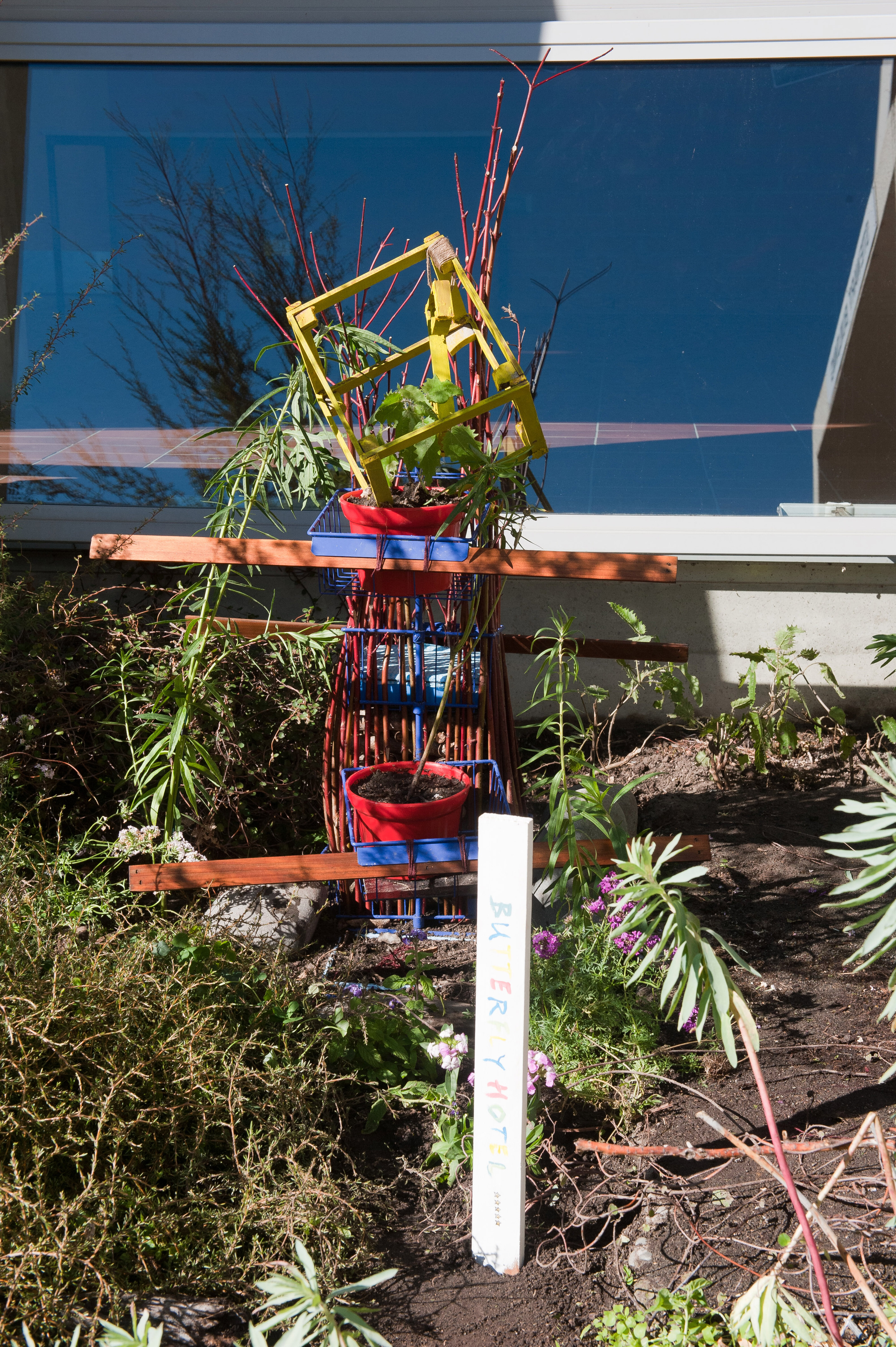 2014 SoLA Insect Motels Tour 01