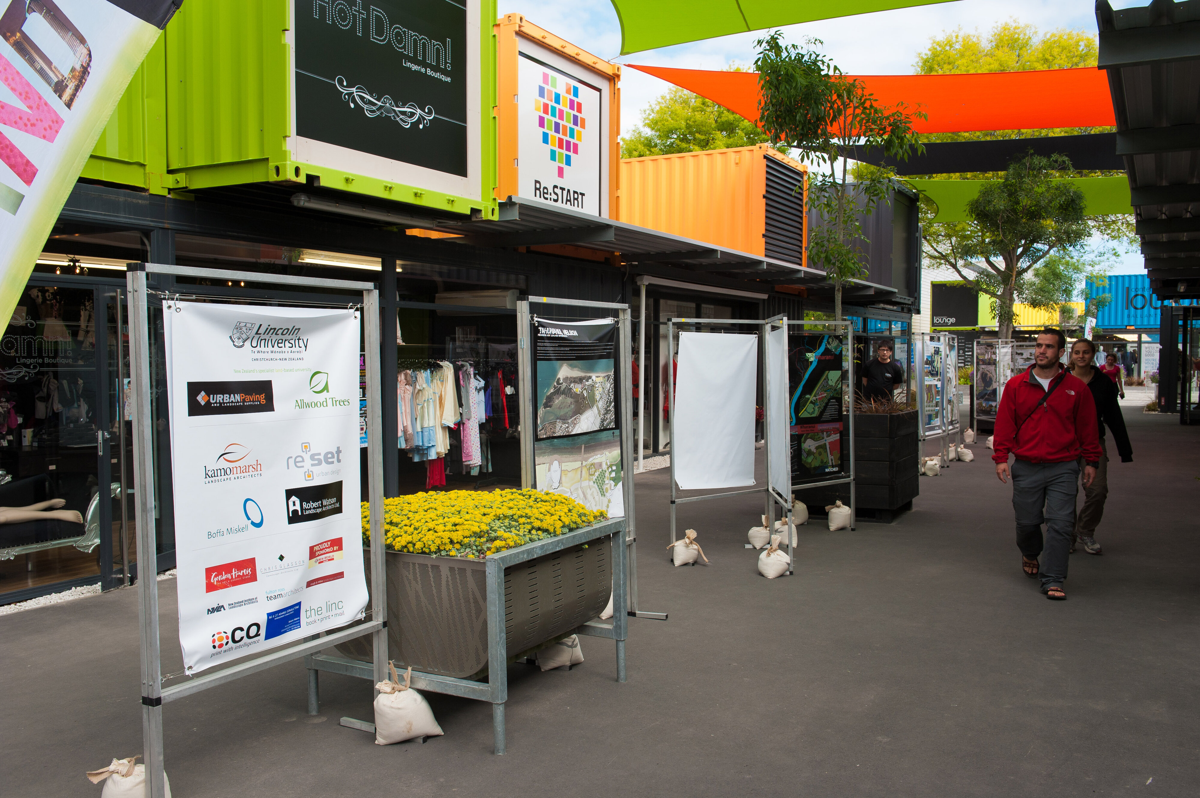 2012 SoLA Major Design Exhibition 023