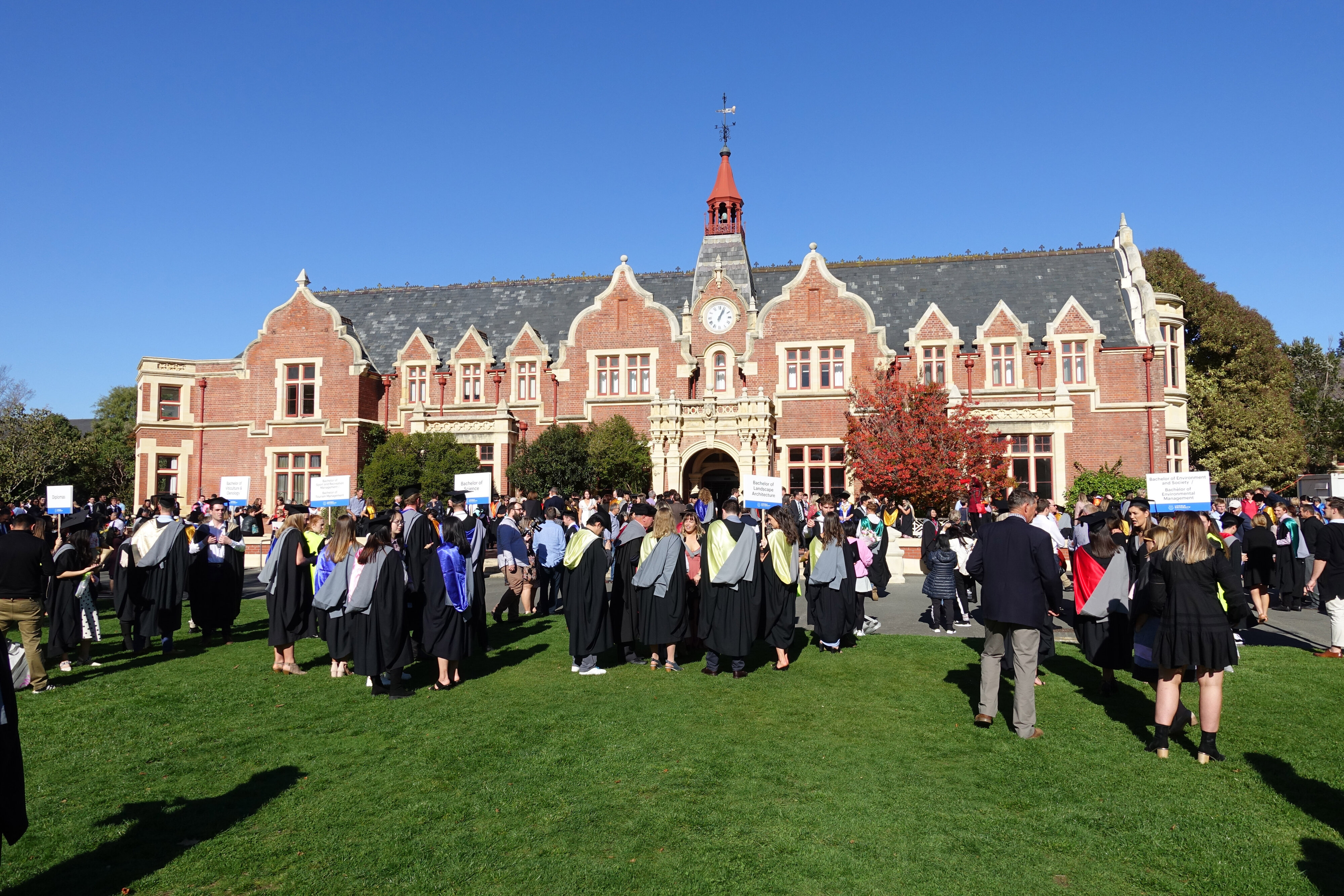 2019 LU Graduation Afternoon Ceremony 034