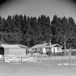 Farmhouse and Outbuildings, Possibly Associated with Lincoln College