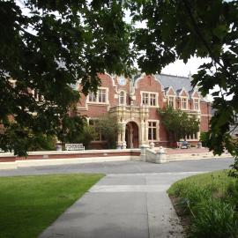 2012 Lincoln campus view  (5)
