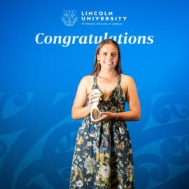 2025 Blues and Gold Awards: Molly Loe – Cricket