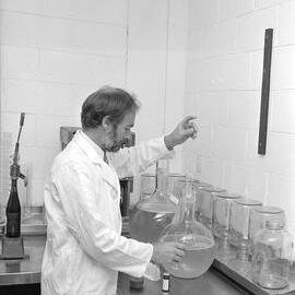 David Jackson working in the Wine Locker, Lincoln College, November 1979