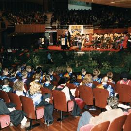 Graduation ceremony, 17 May 2000 033