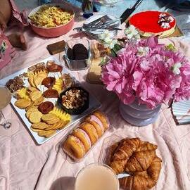 Picnic in the park with friends