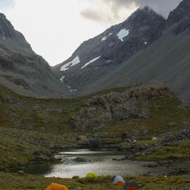 Ariels Tarns with the Whitehorn Pass in the background. Completing the Three Passes track 