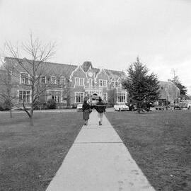 Putting the bell tower on the Ivey Hall Clock, September 1982 (3)