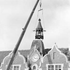 Putting the bell tower on the Ivey Hall Clock, September 1982 (8)