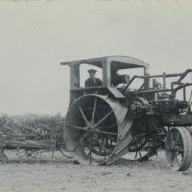 Avery tractor in trial at Lincoln