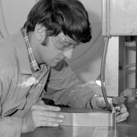 NZAEI Staff in Work Situations, Open Days, September 1985 01