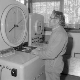 NZAEI Staff in Work Situations, Open Days, September 1985 14