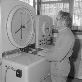 NZAEI Staff in Work Situations, Open Days, September 1985 15
