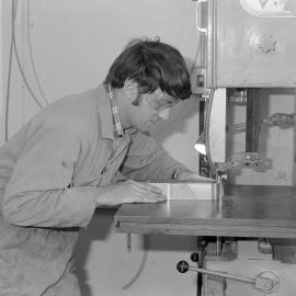 NZAEI Staff in Work Situations, Open Days, September 1985 20